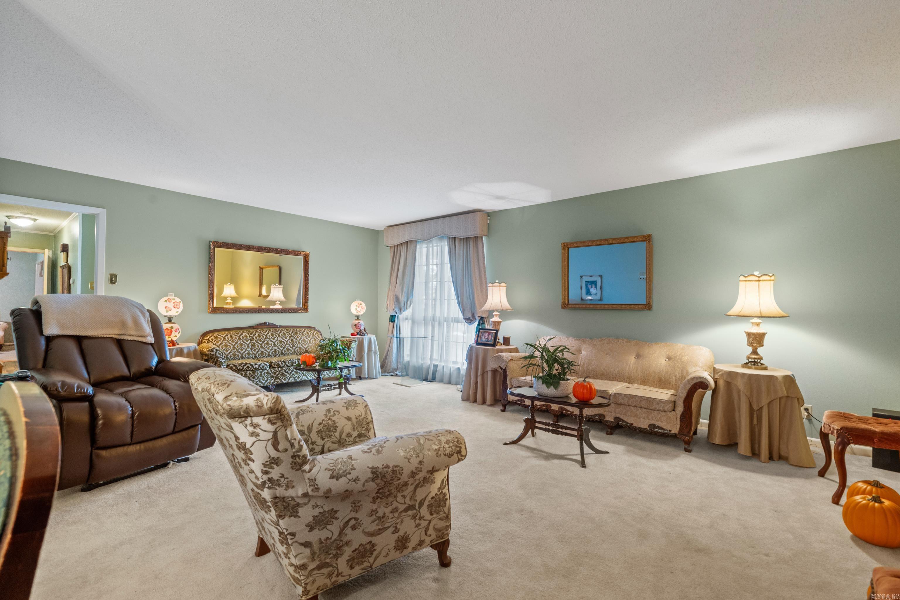 VILLAGE SOUTH - Residential