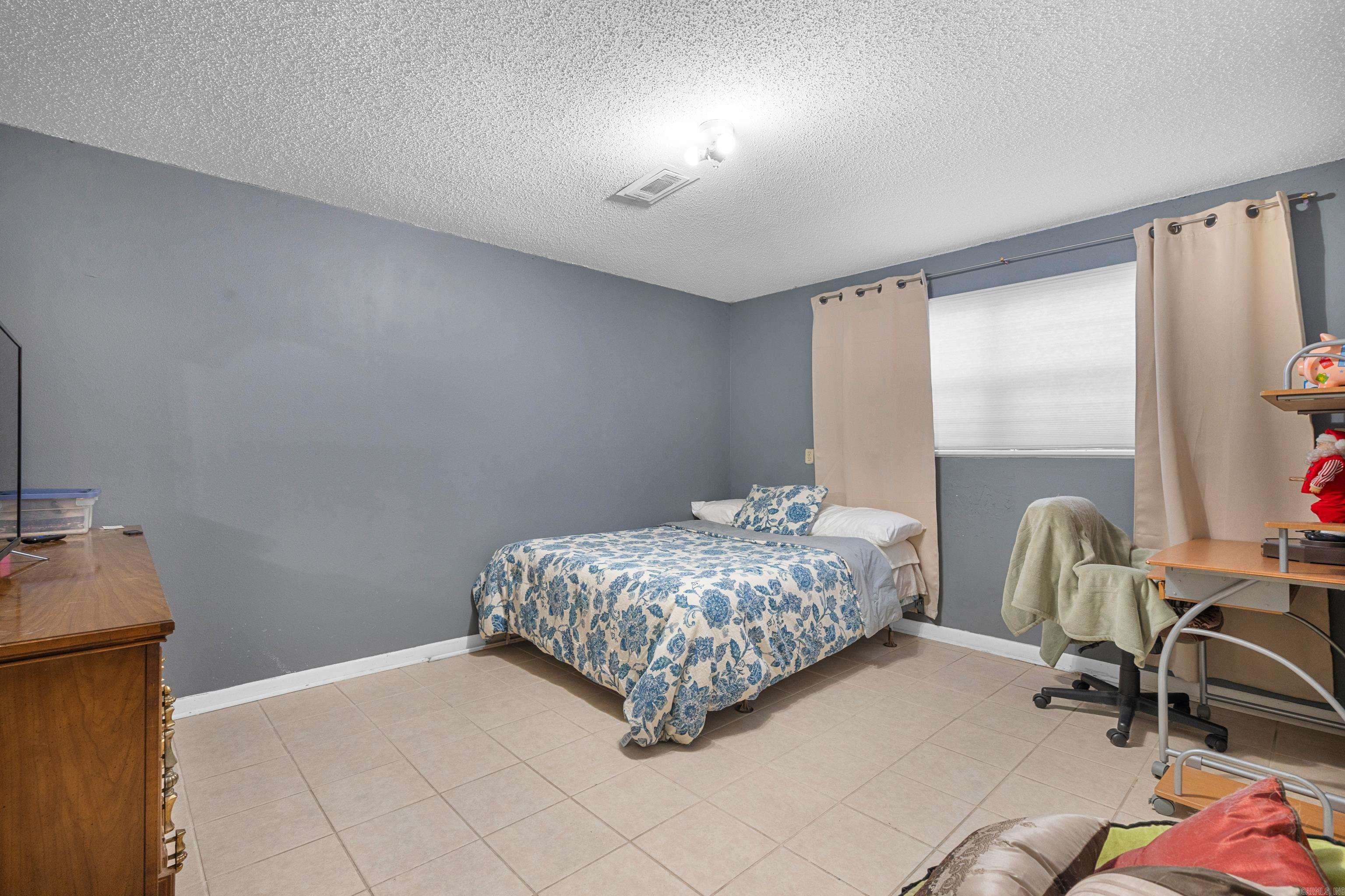 VILLAGE SOUTH - Residential