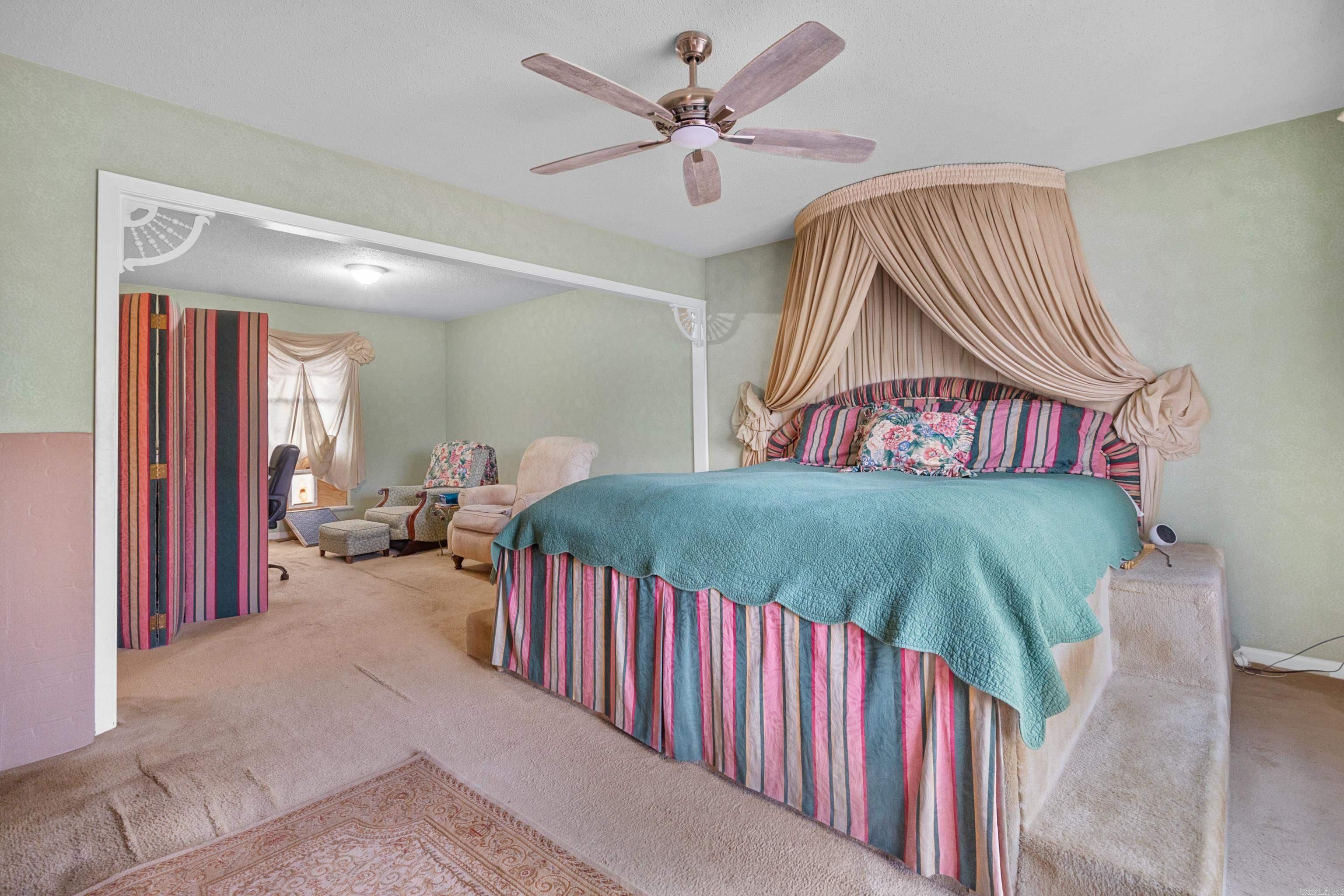 VILLAGE SOUTH - Residential