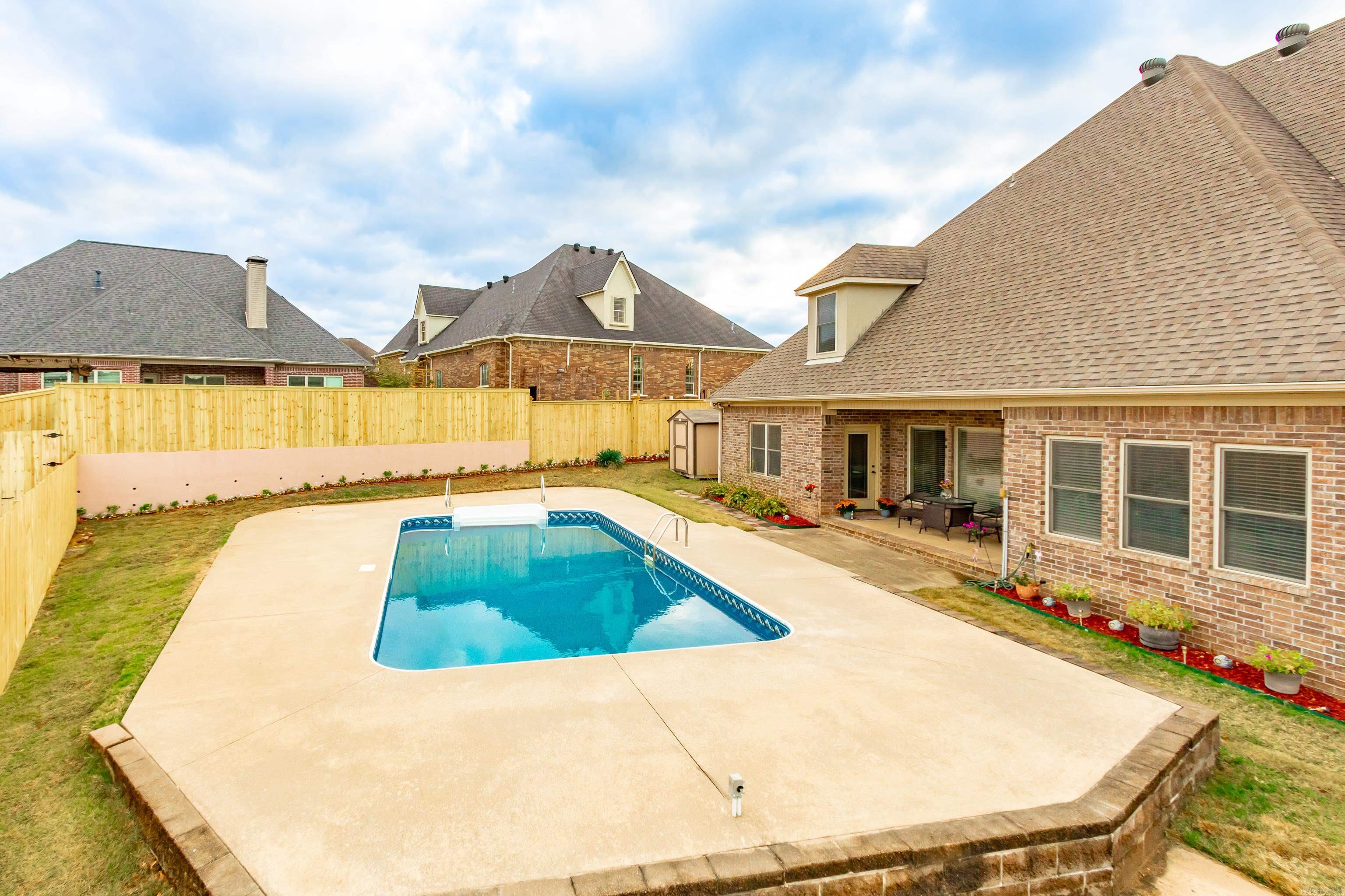 WESTPOINTE NORTH - Residential