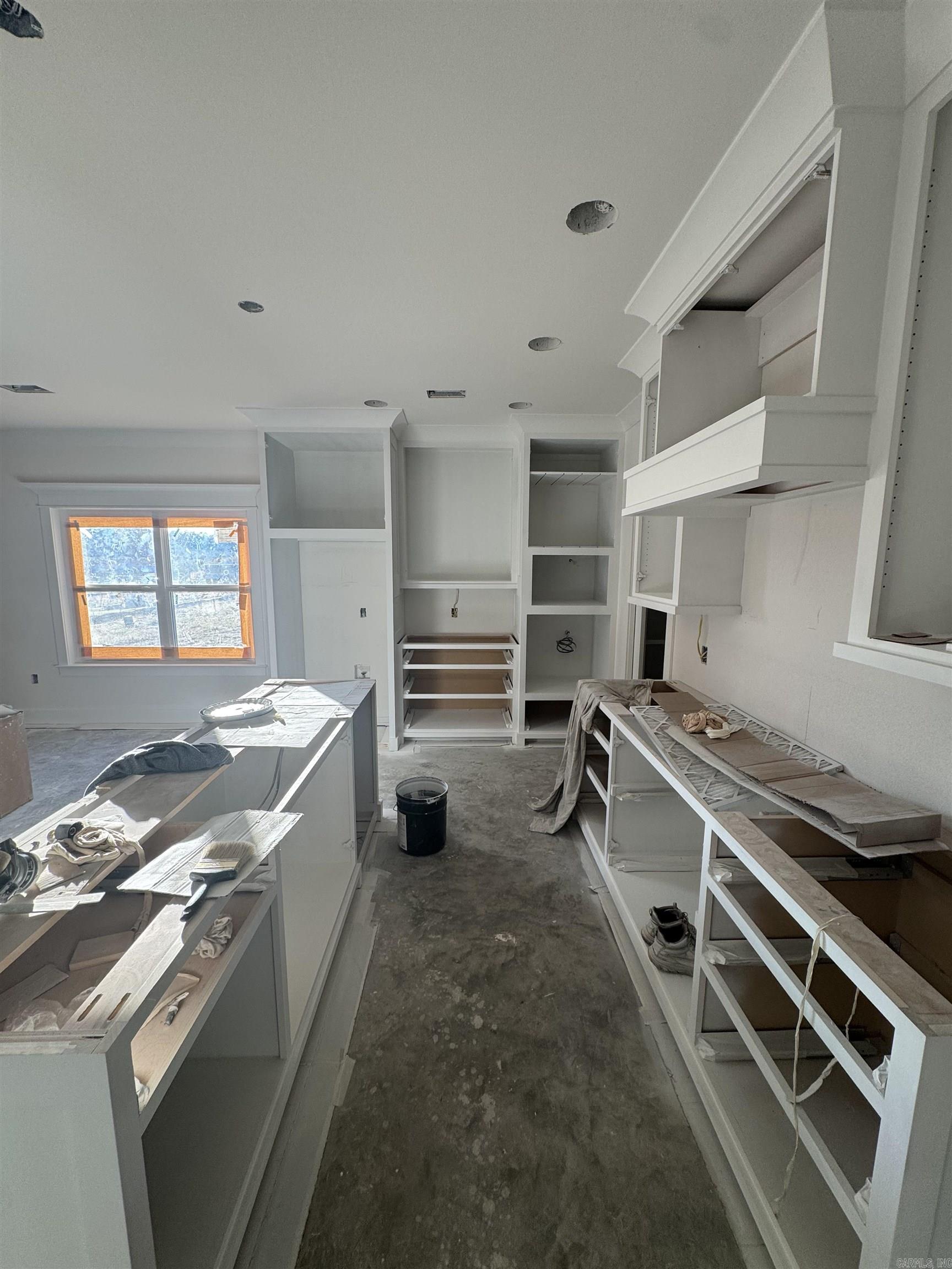 MIDTOWN BRYANT - Residential