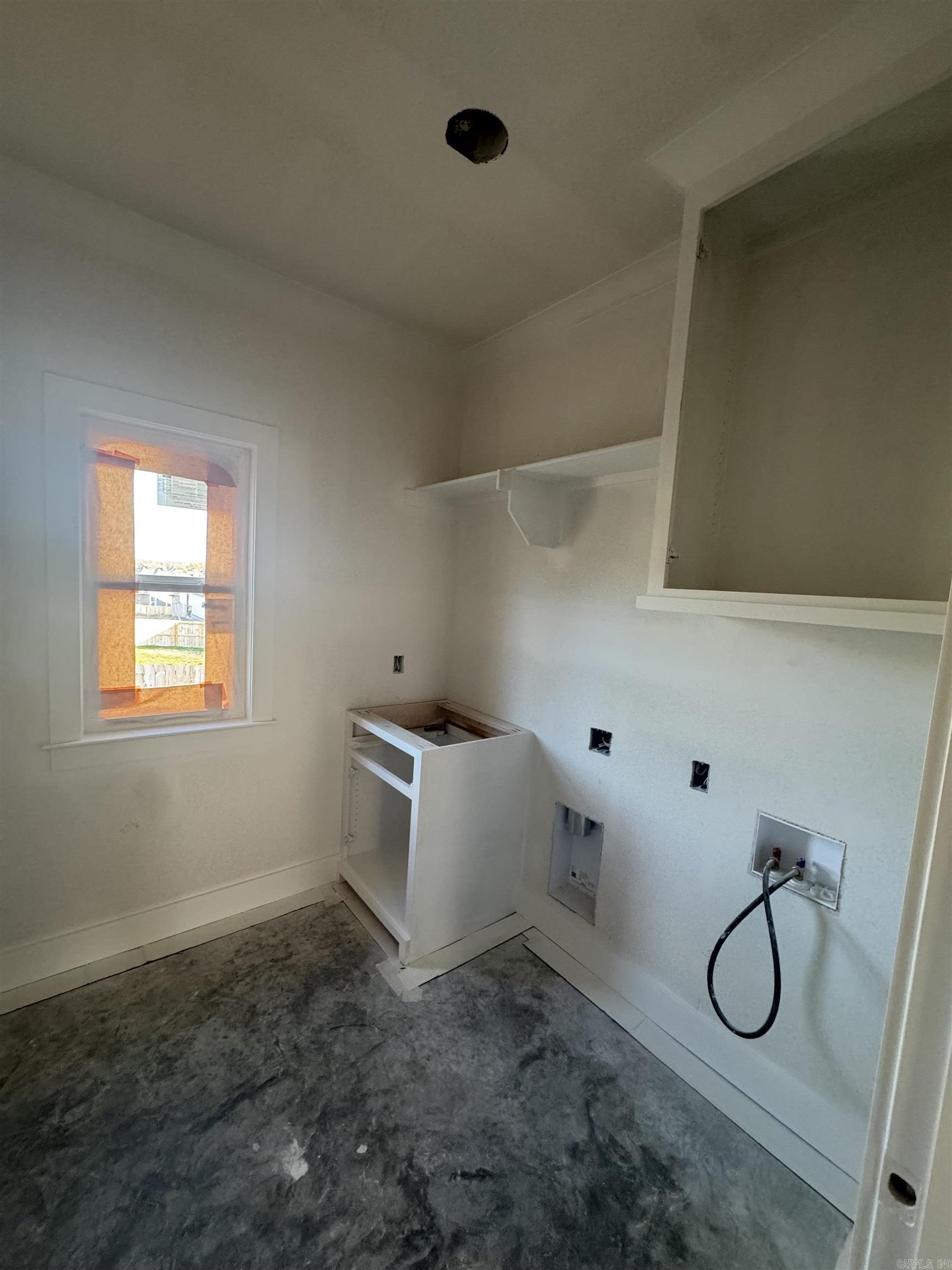 MIDTOWN BRYANT - Residential