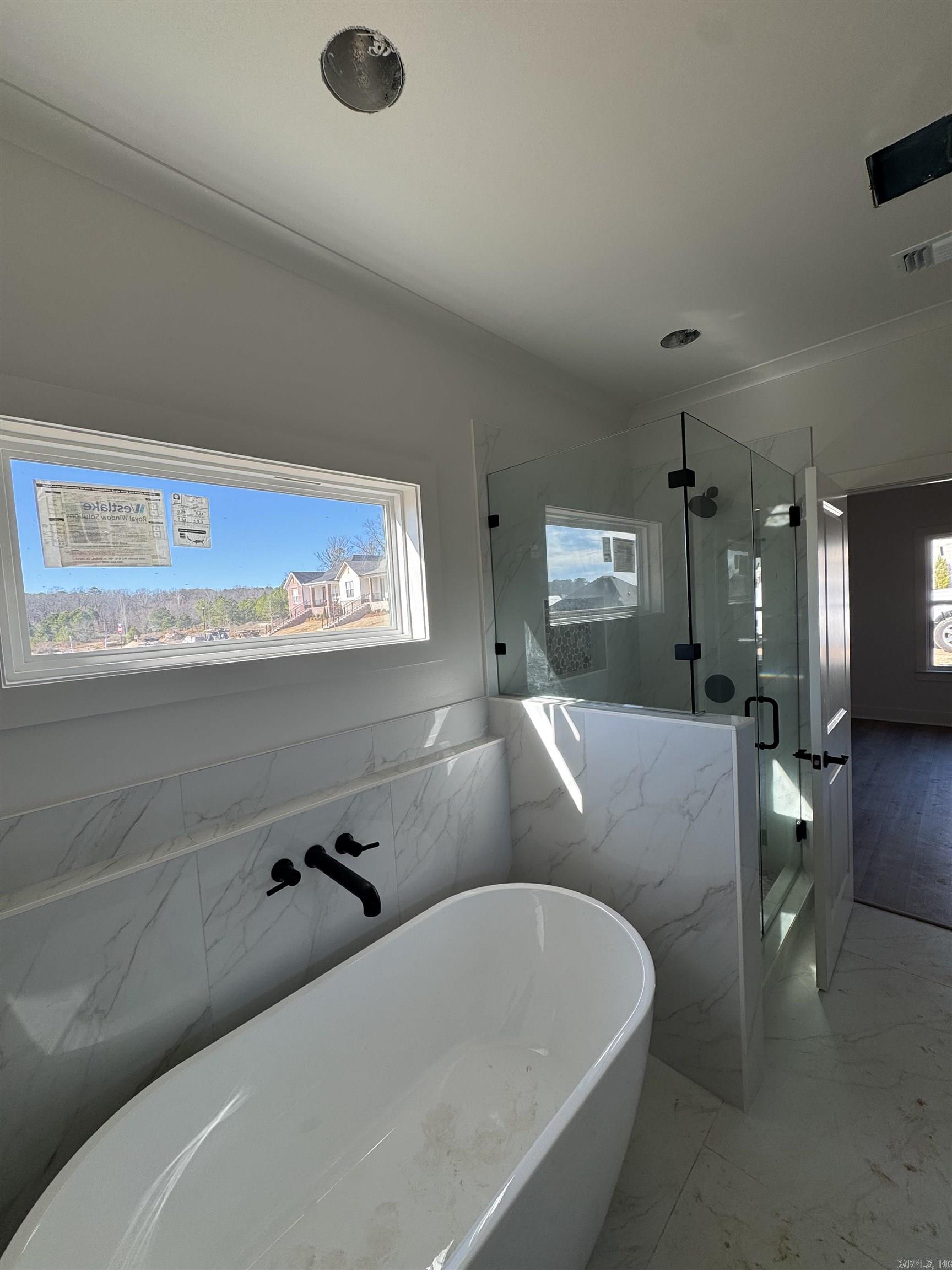 MIDTOWN BRYANT - Residential