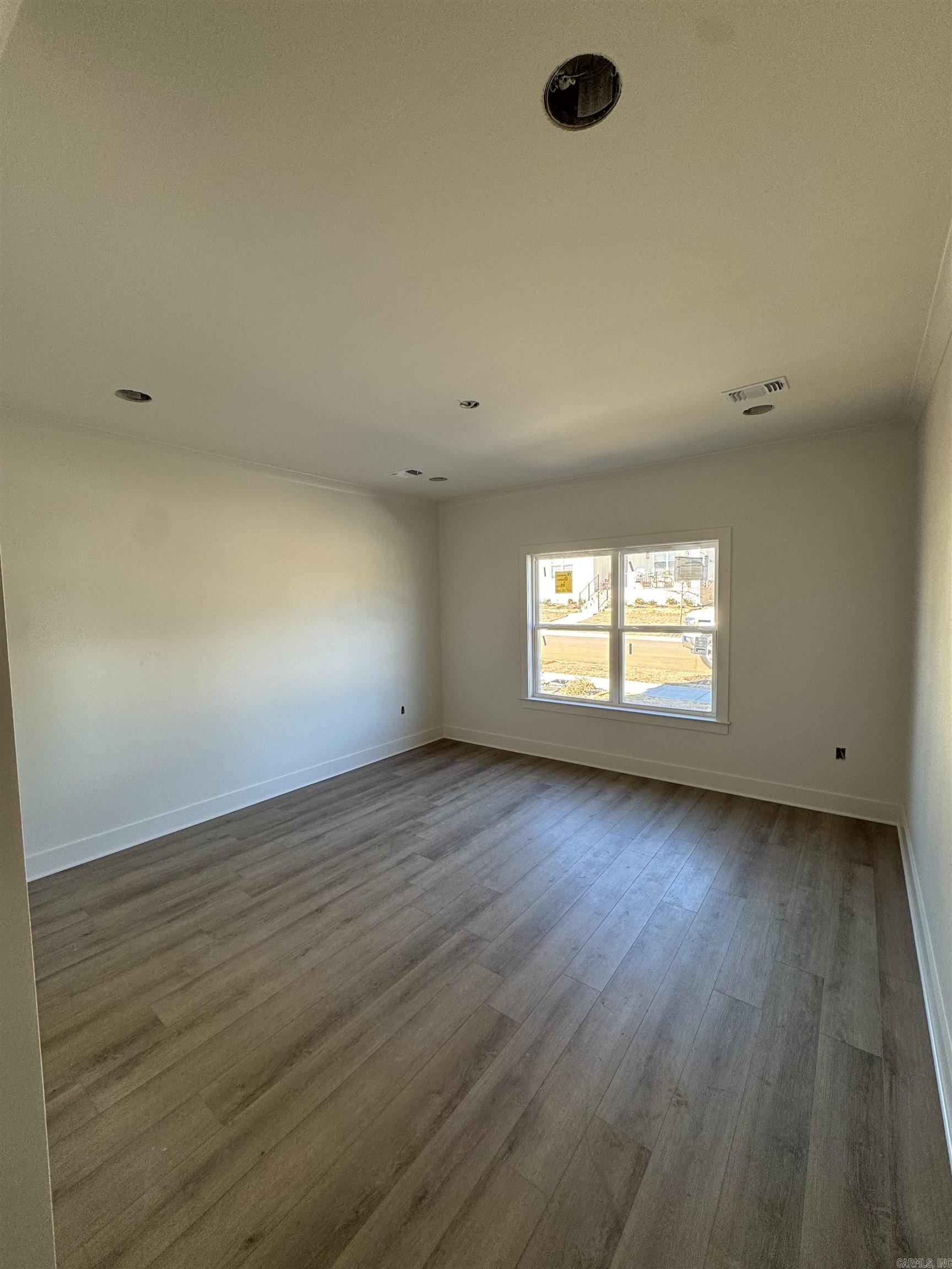 MIDTOWN BRYANT - Residential