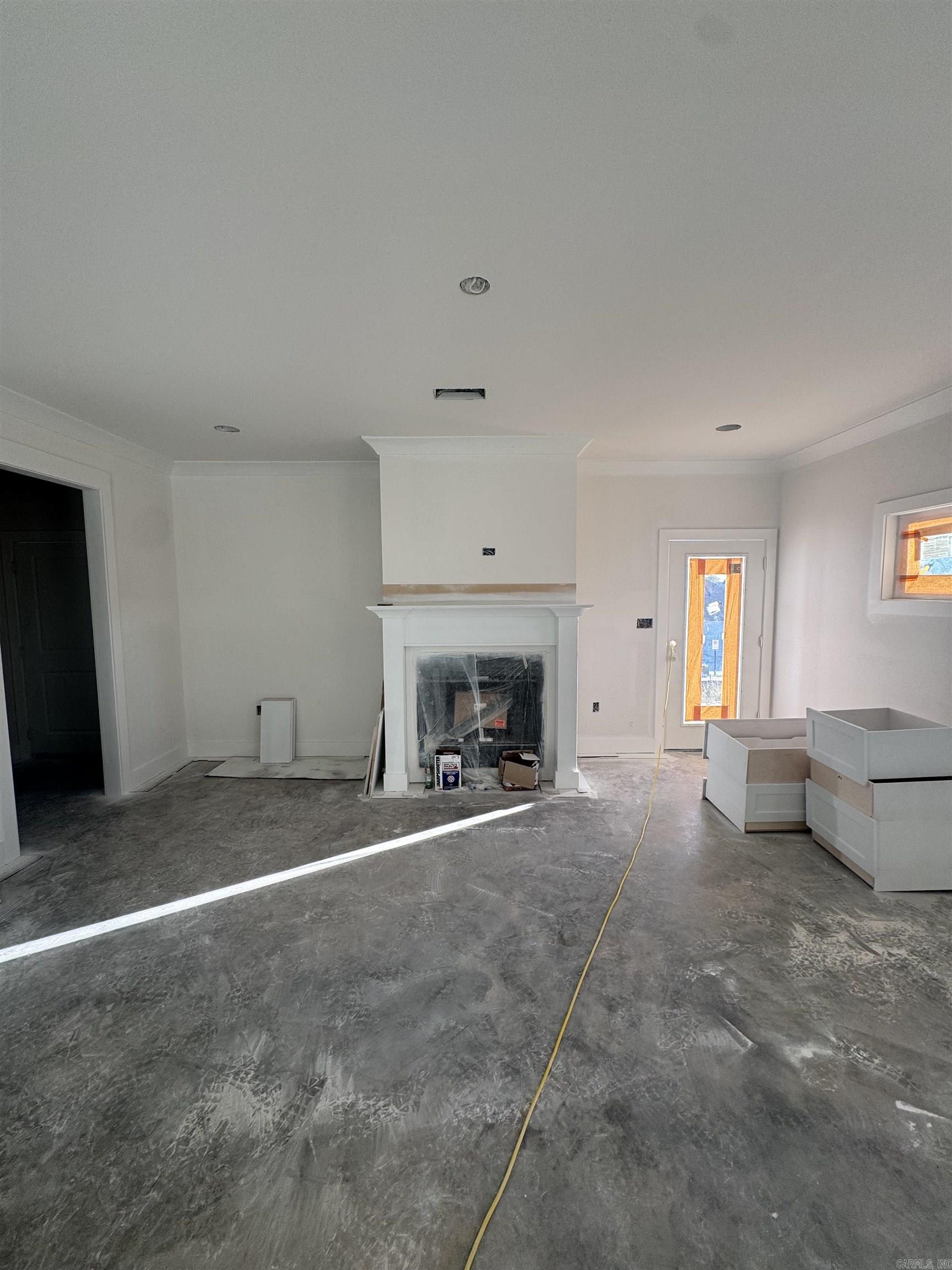 MIDTOWN BRYANT - Residential