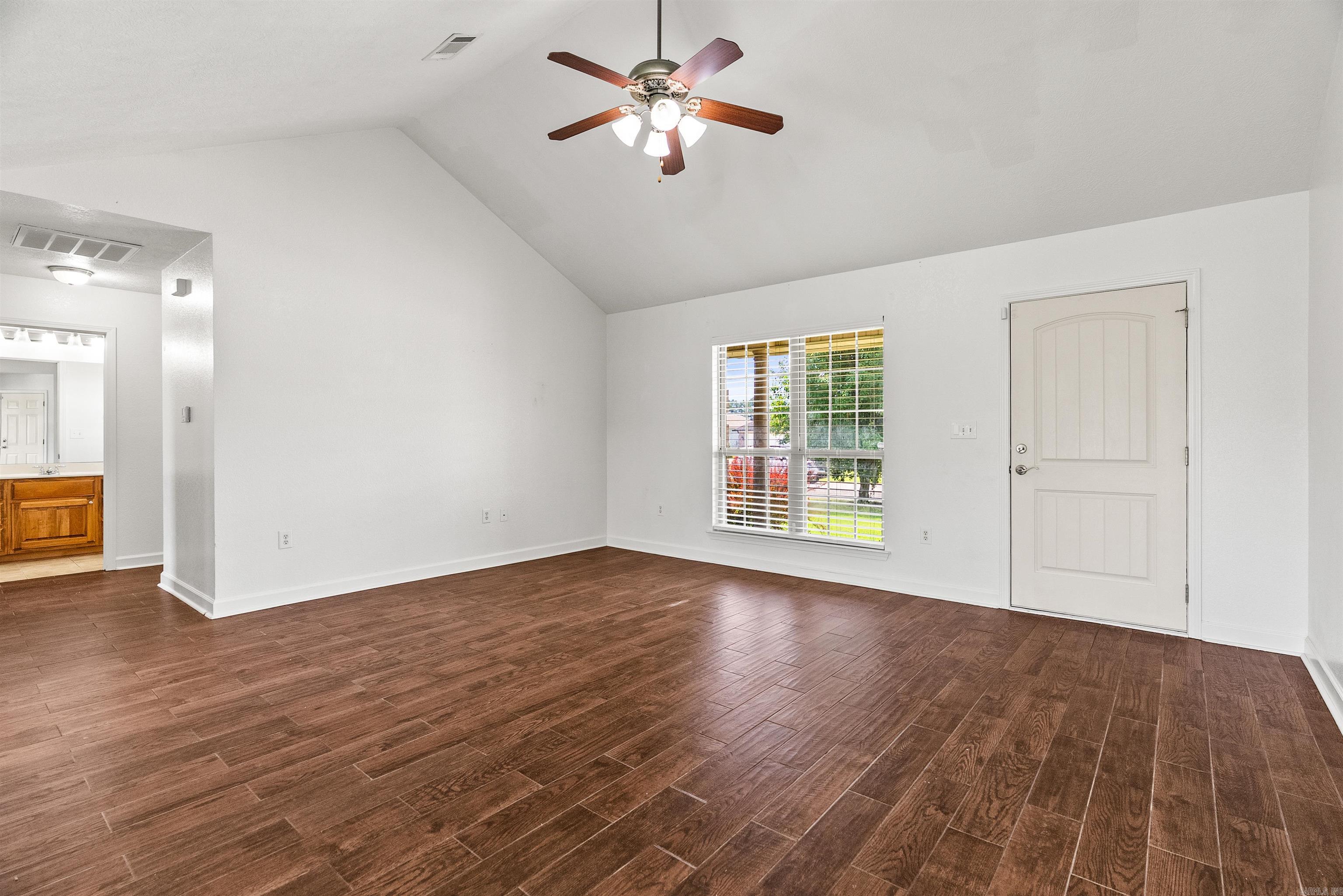 JEWELS ESTATES - Residential