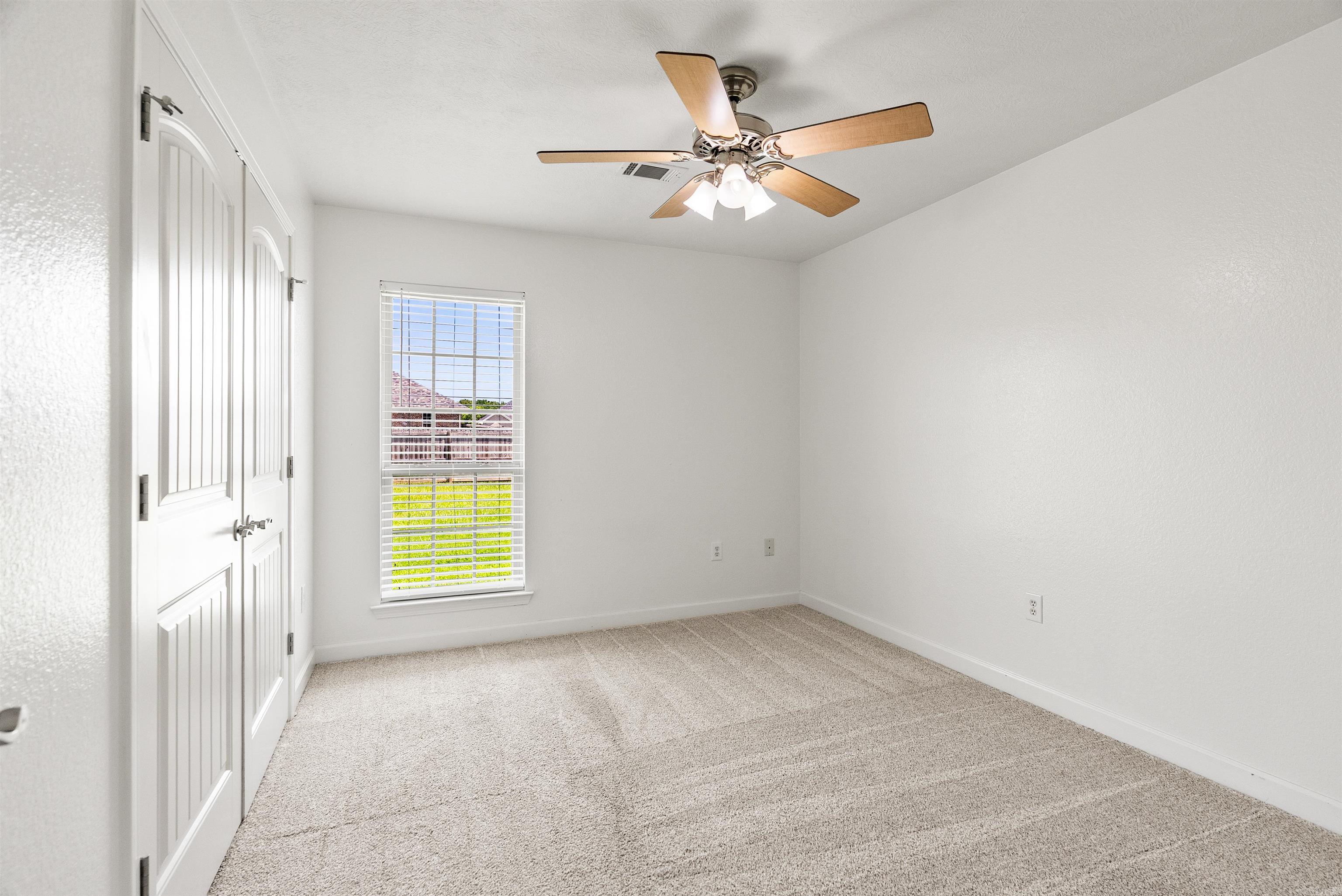 JEWELS ESTATES - Residential