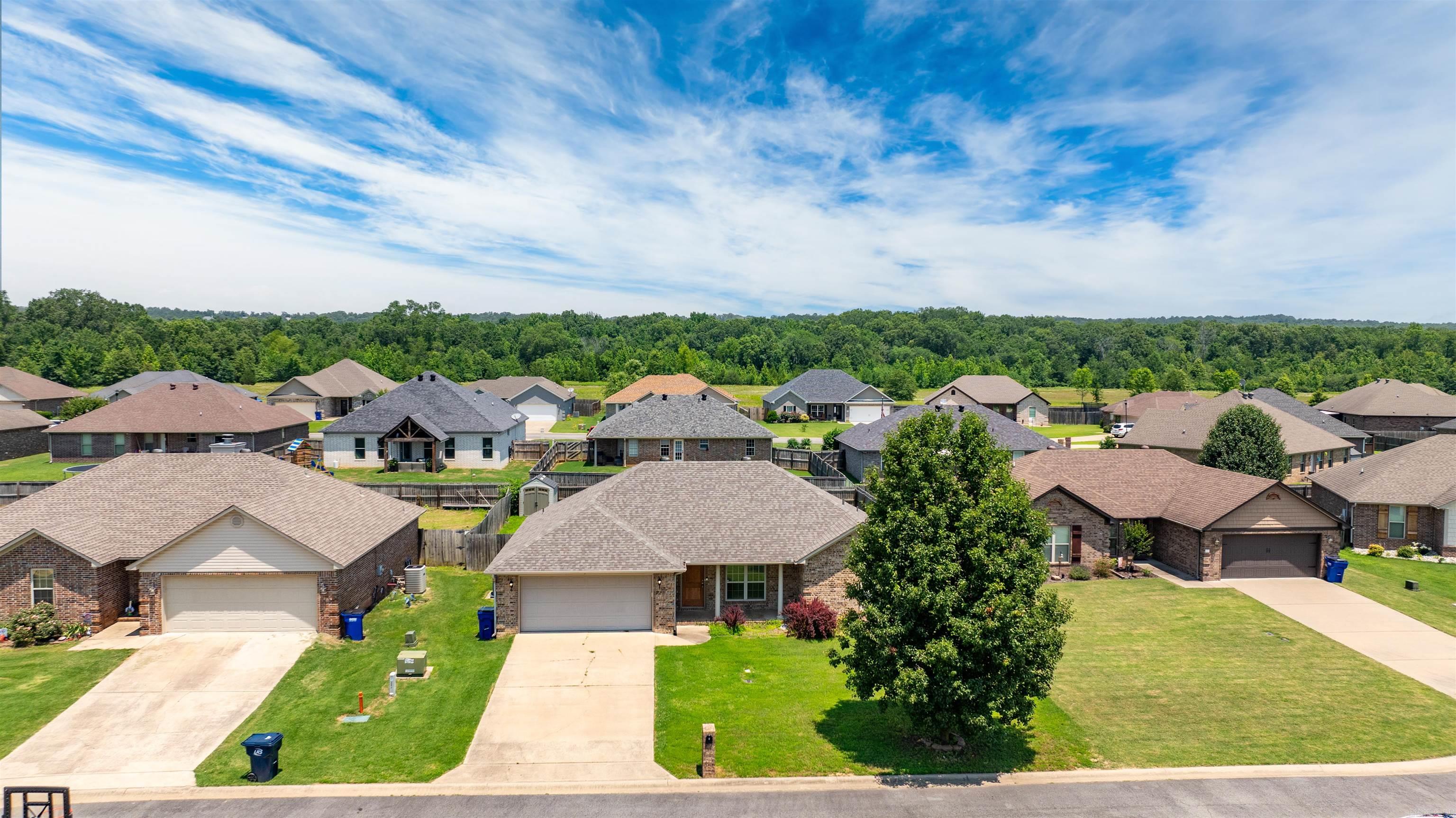 JEWELS ESTATES - Residential