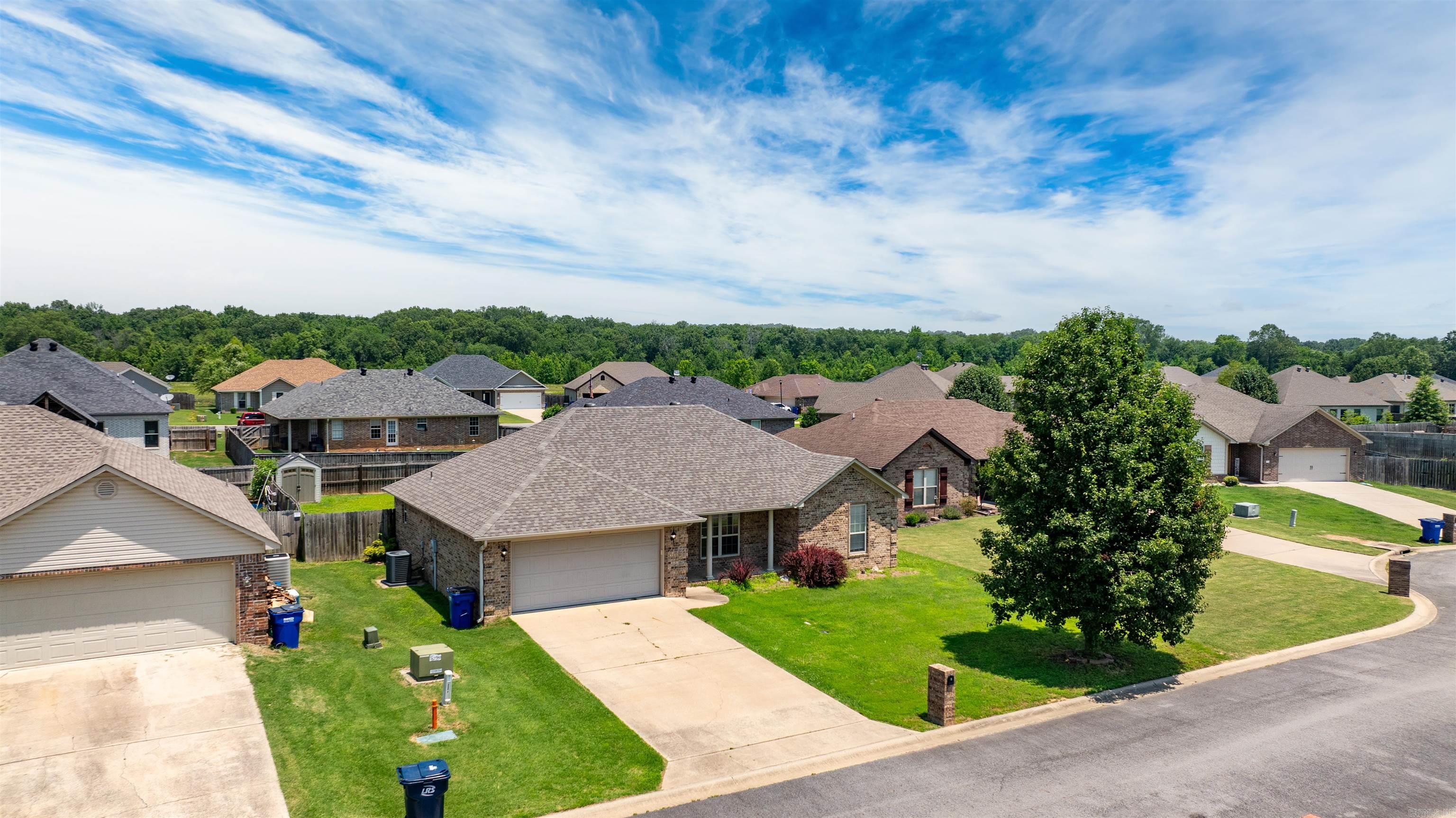 JEWELS ESTATES - Residential