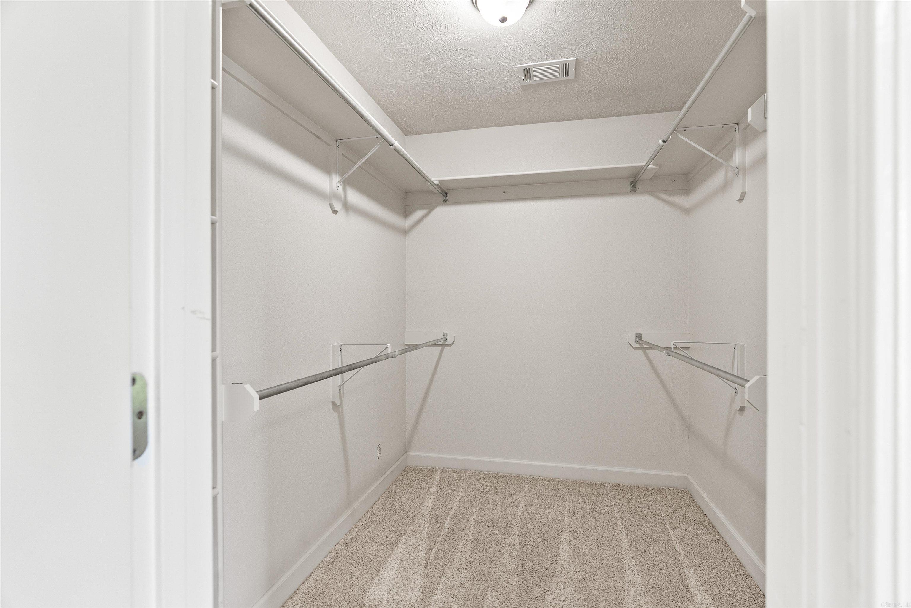 JEWELS ESTATES - Residential