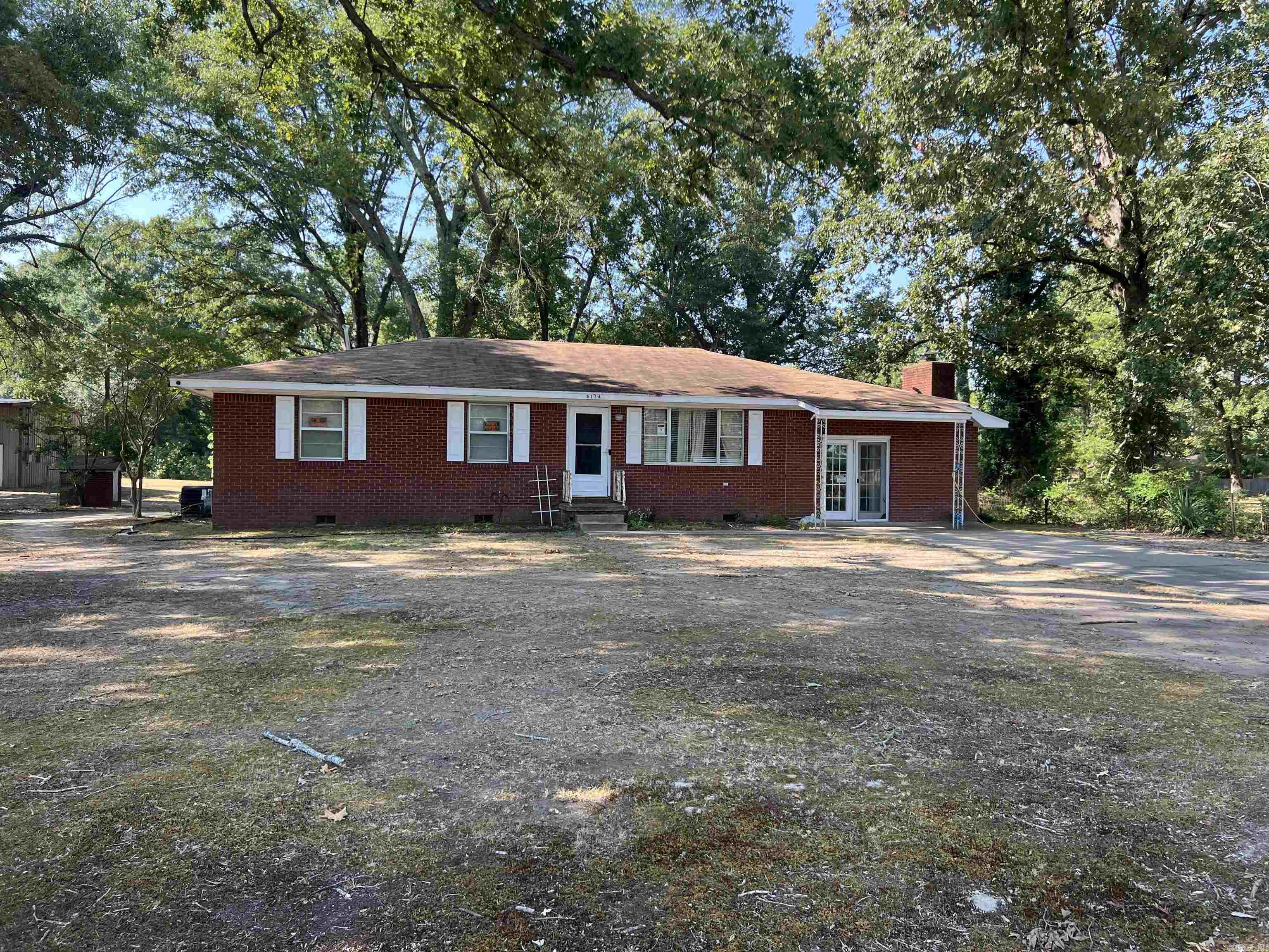 Charming three-bedroom, one-and-a-half-bath brick home situated on 4.2 acres. This property features a converted garage now used as a cozy den, a formal living room, dining area, laundry room, and nice-sized bedrooms. Outside, enjoy a 30x50 shop with a lean-to and two roll-up doorsāperfect for storage, hobbies, or workspaceāoffering both comfort and functionality in a peaceful setting.