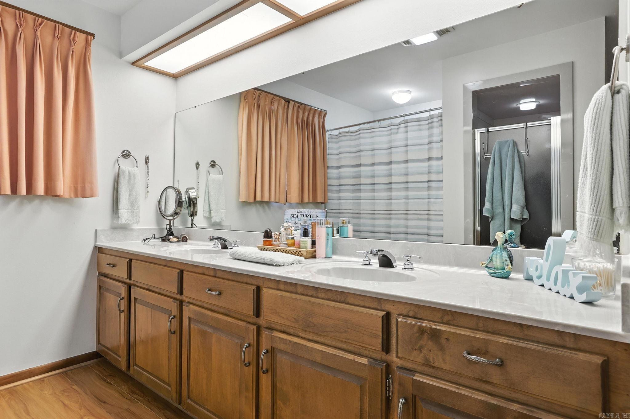 WELLINGTON POINTE - Residential