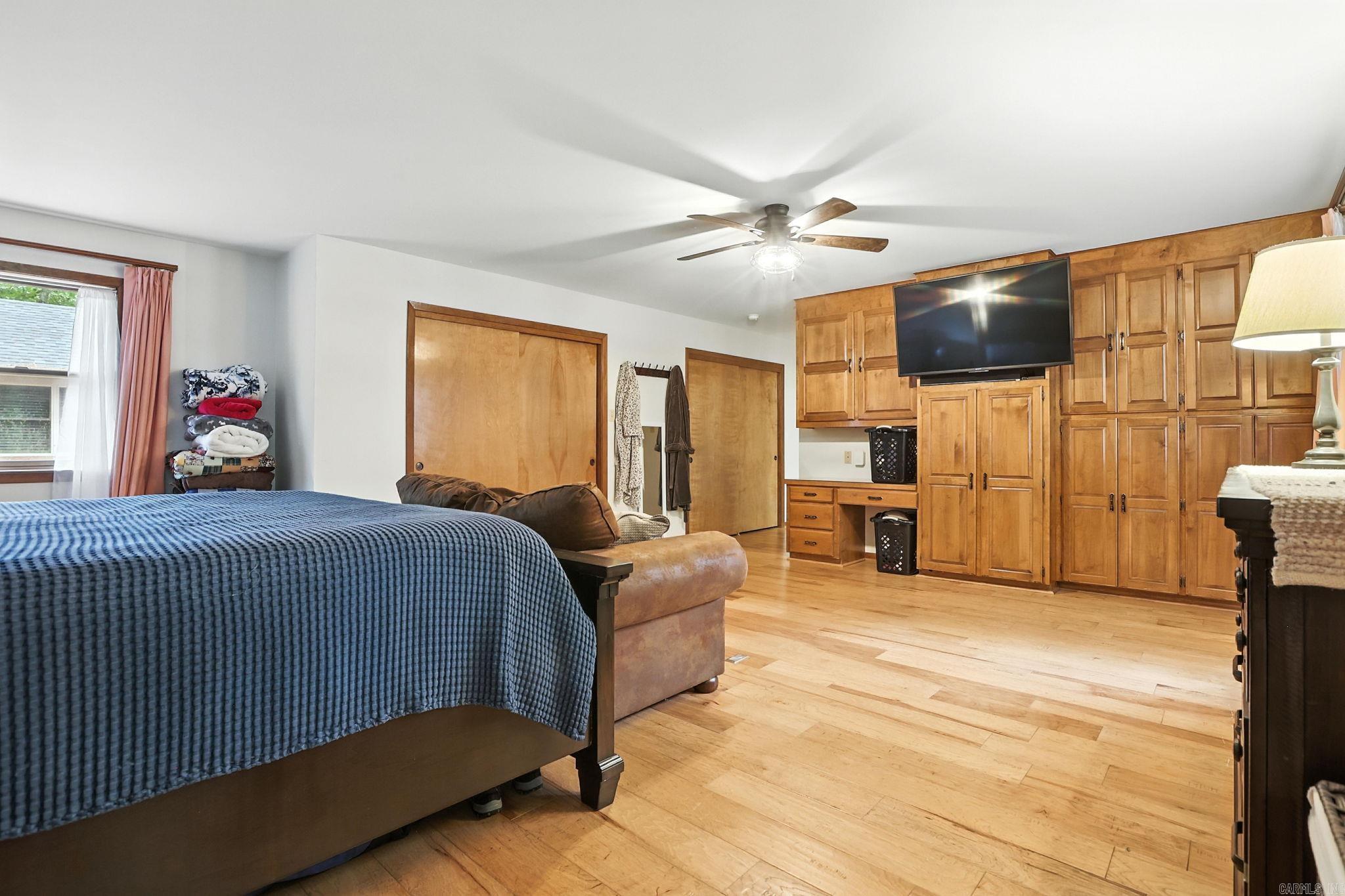 WELLINGTON POINTE - Residential