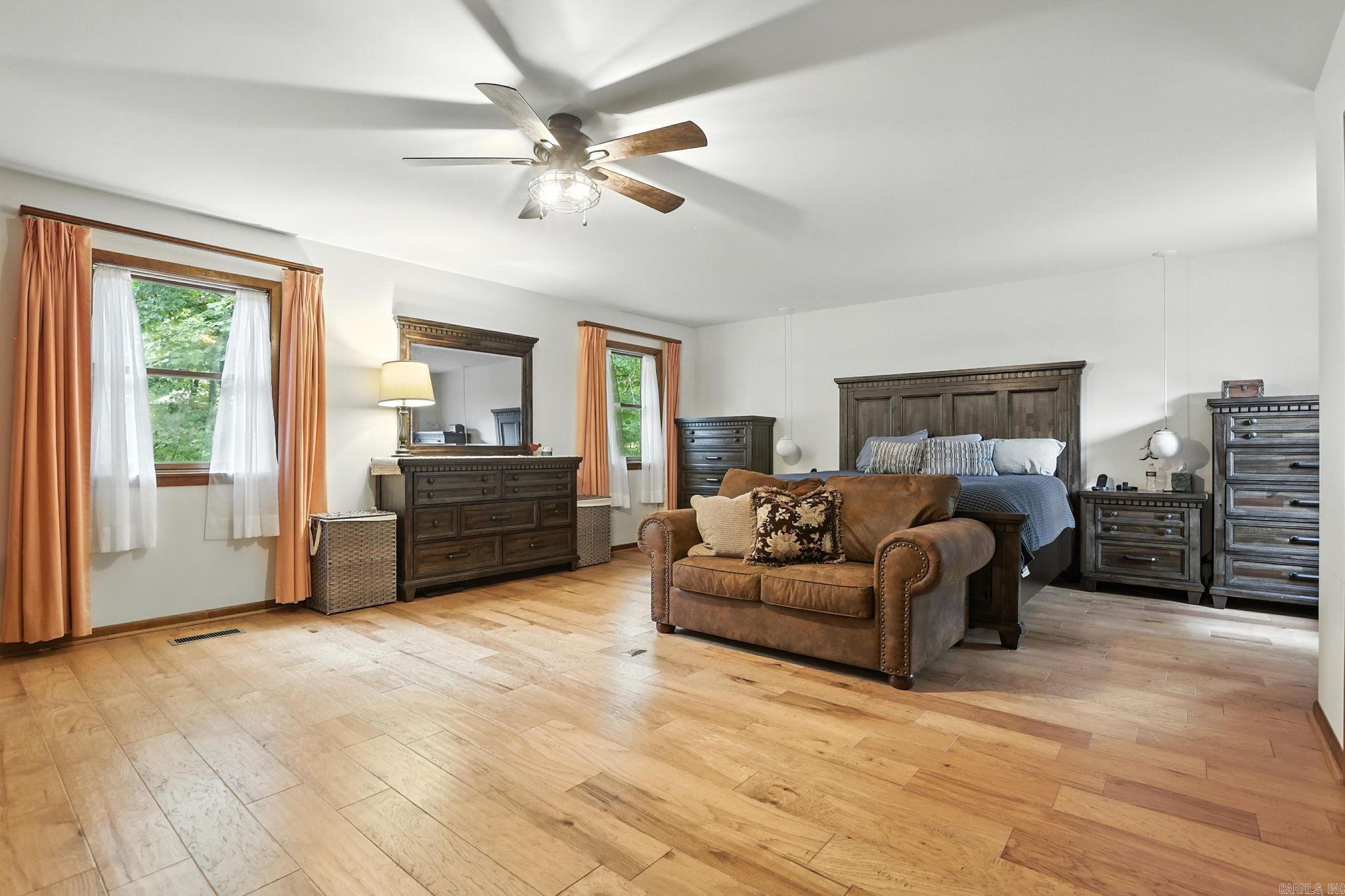 WELLINGTON POINTE - Residential