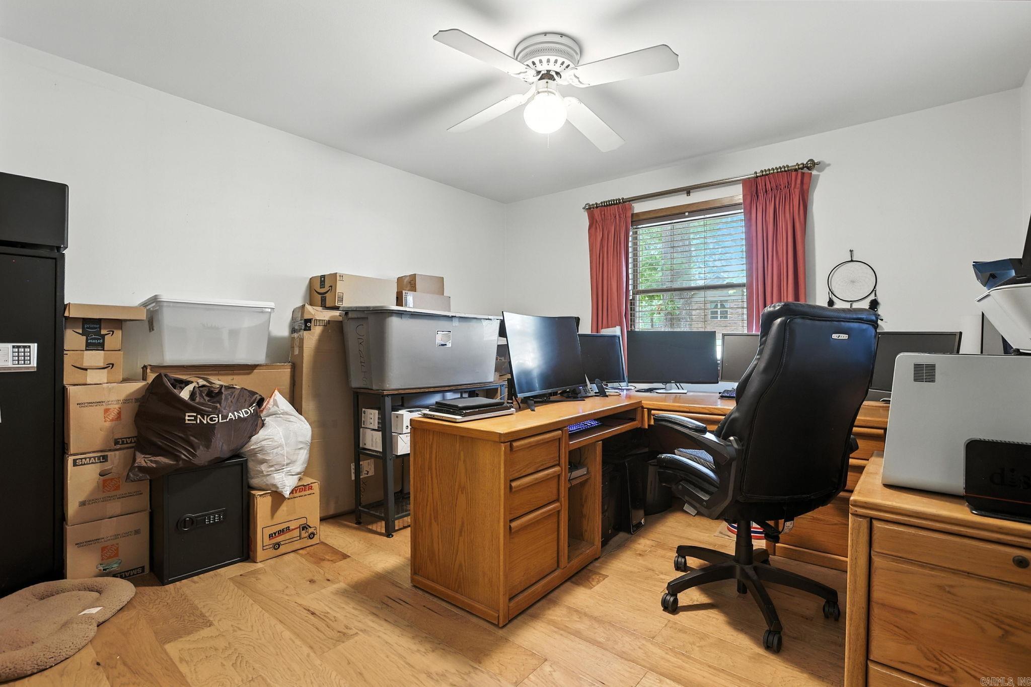 WELLINGTON POINTE - Residential