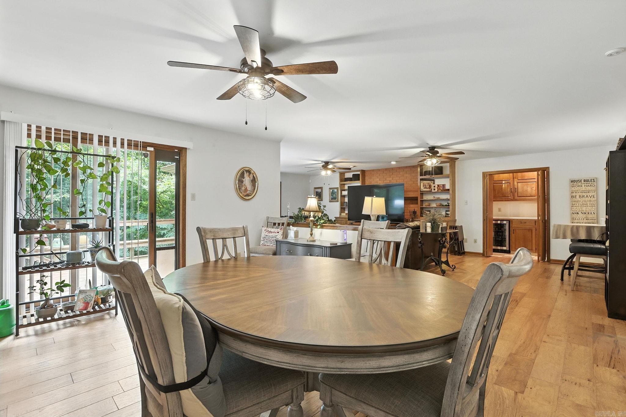 WELLINGTON POINTE - Residential