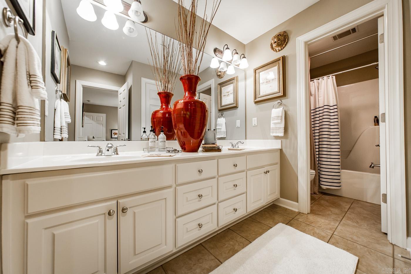 THE VILLAGES OF WELLINGTON - Residential