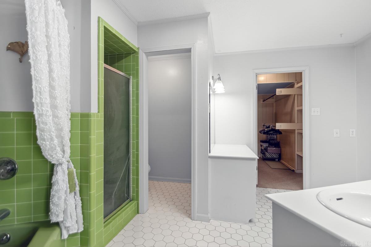 WOODWARD - Residential