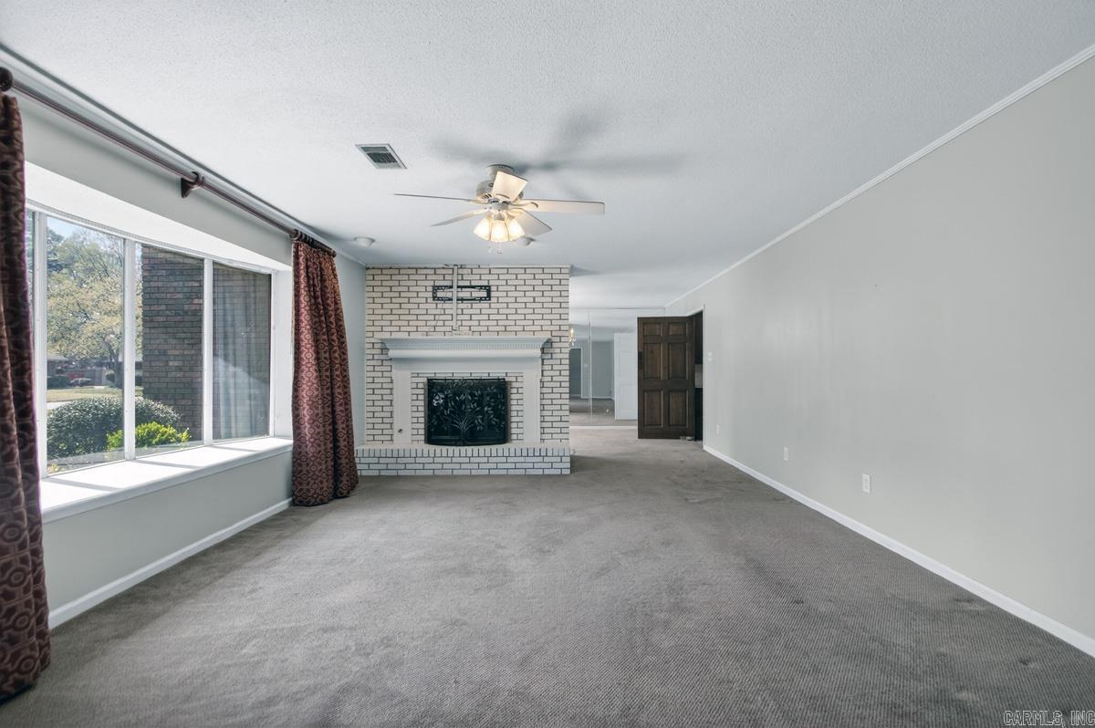 WOODWARD - Residential