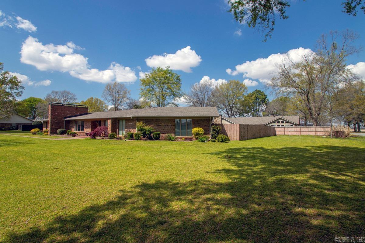 WOODWARD - Residential