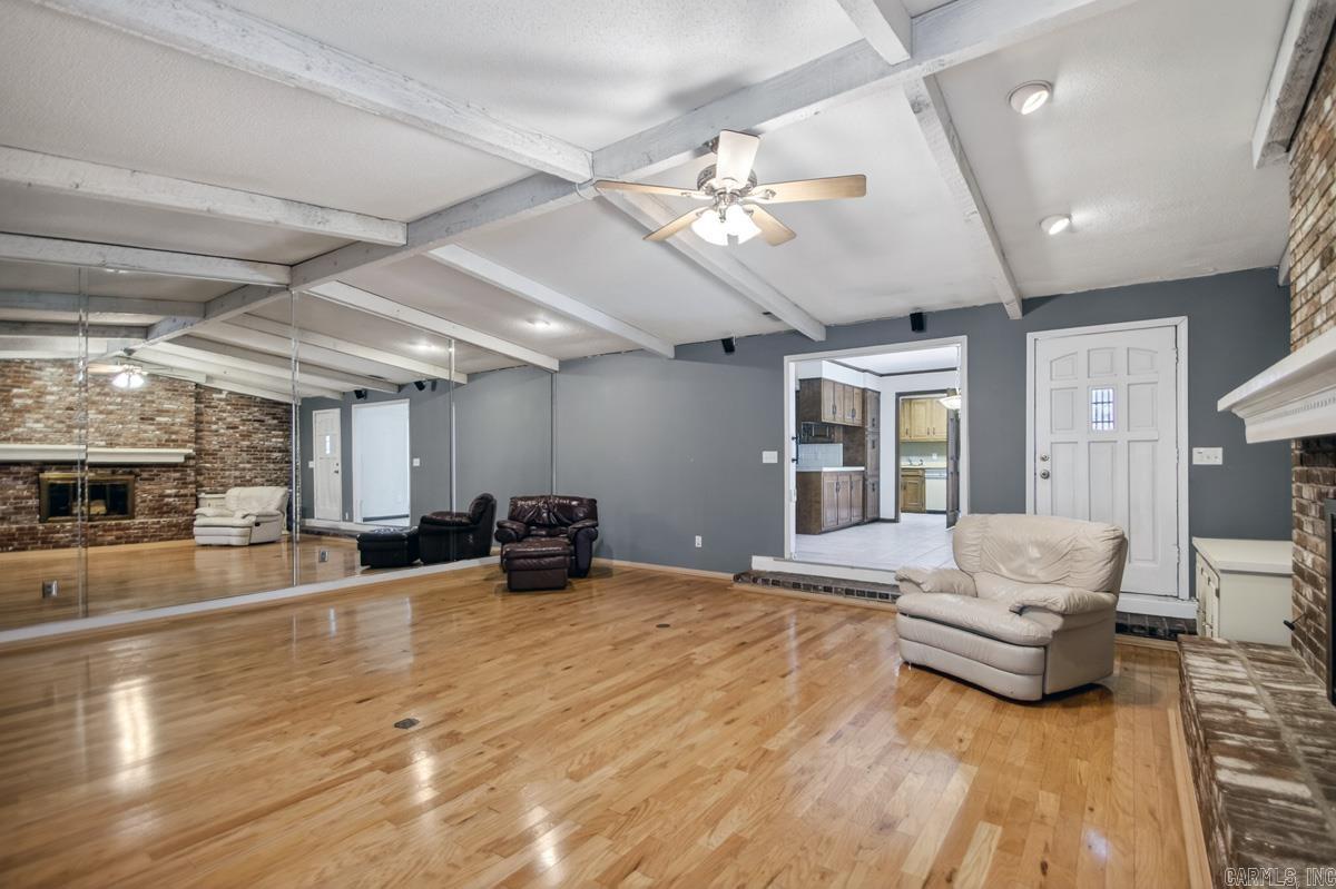 WOODWARD - Residential