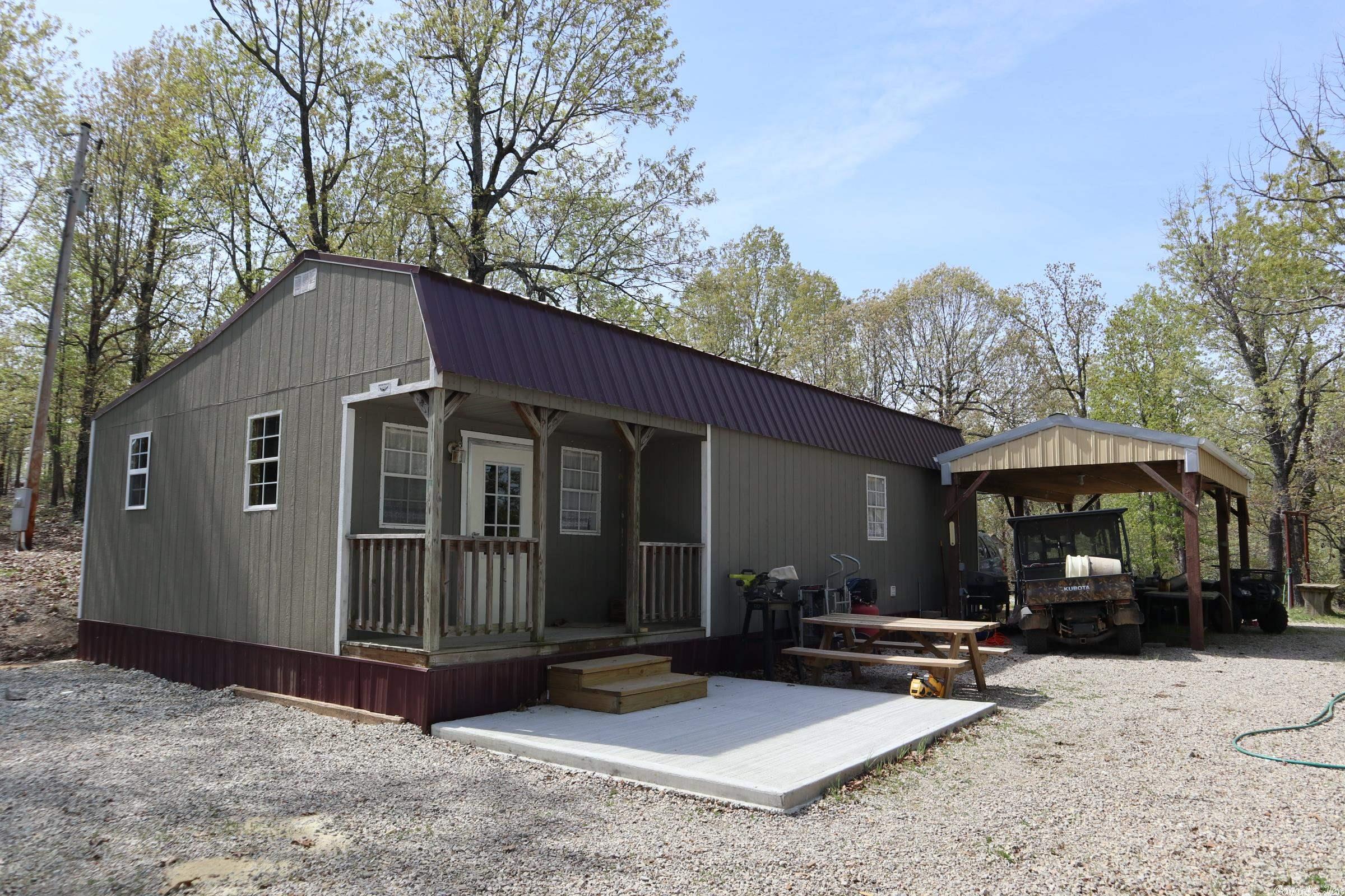 Metes & Bounds - Land