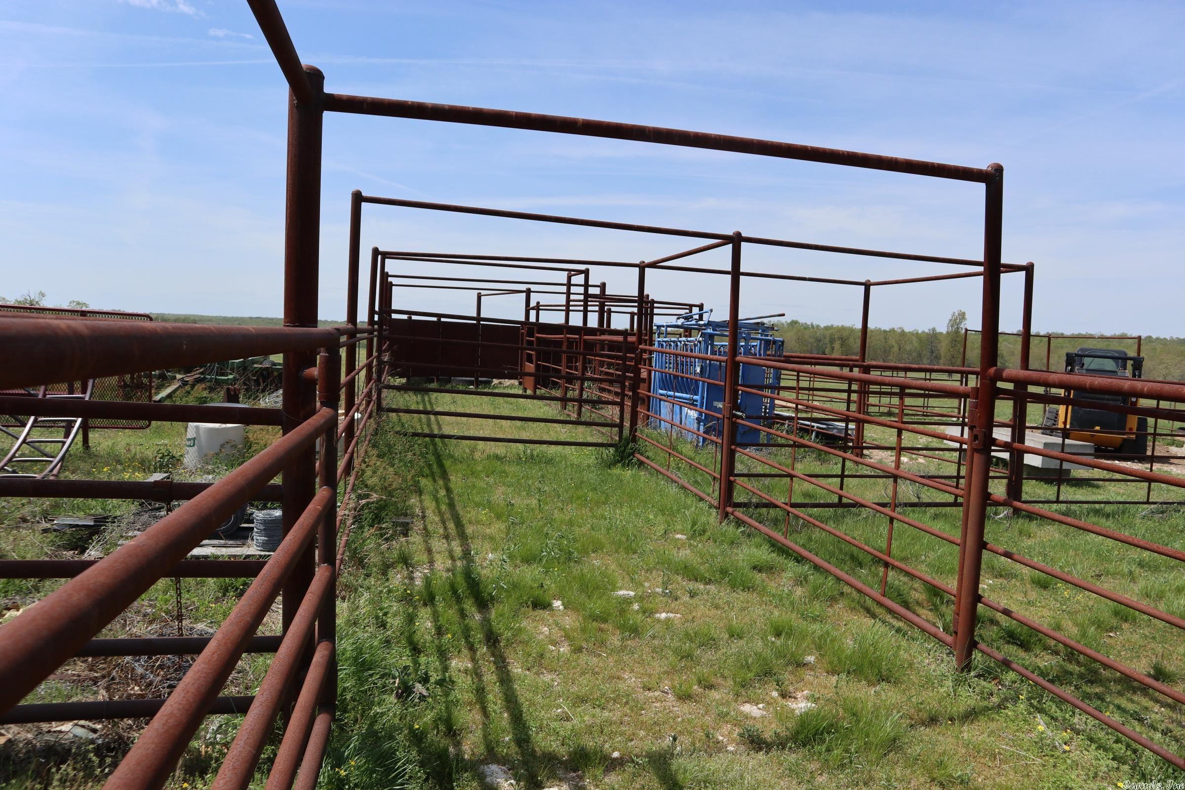 Metes & Bounds - Land