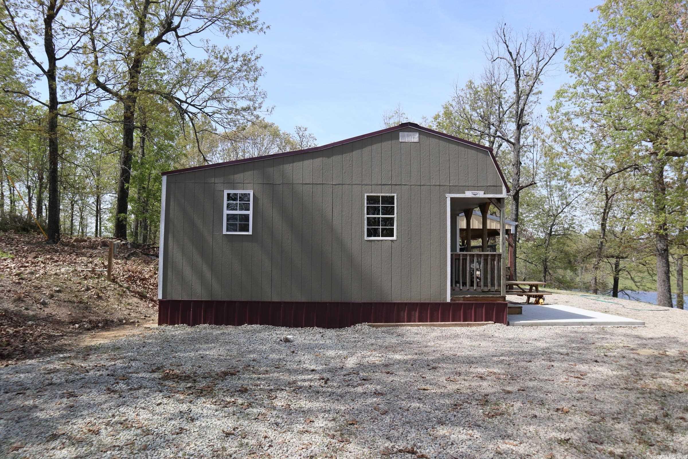 Metes & Bounds - Land