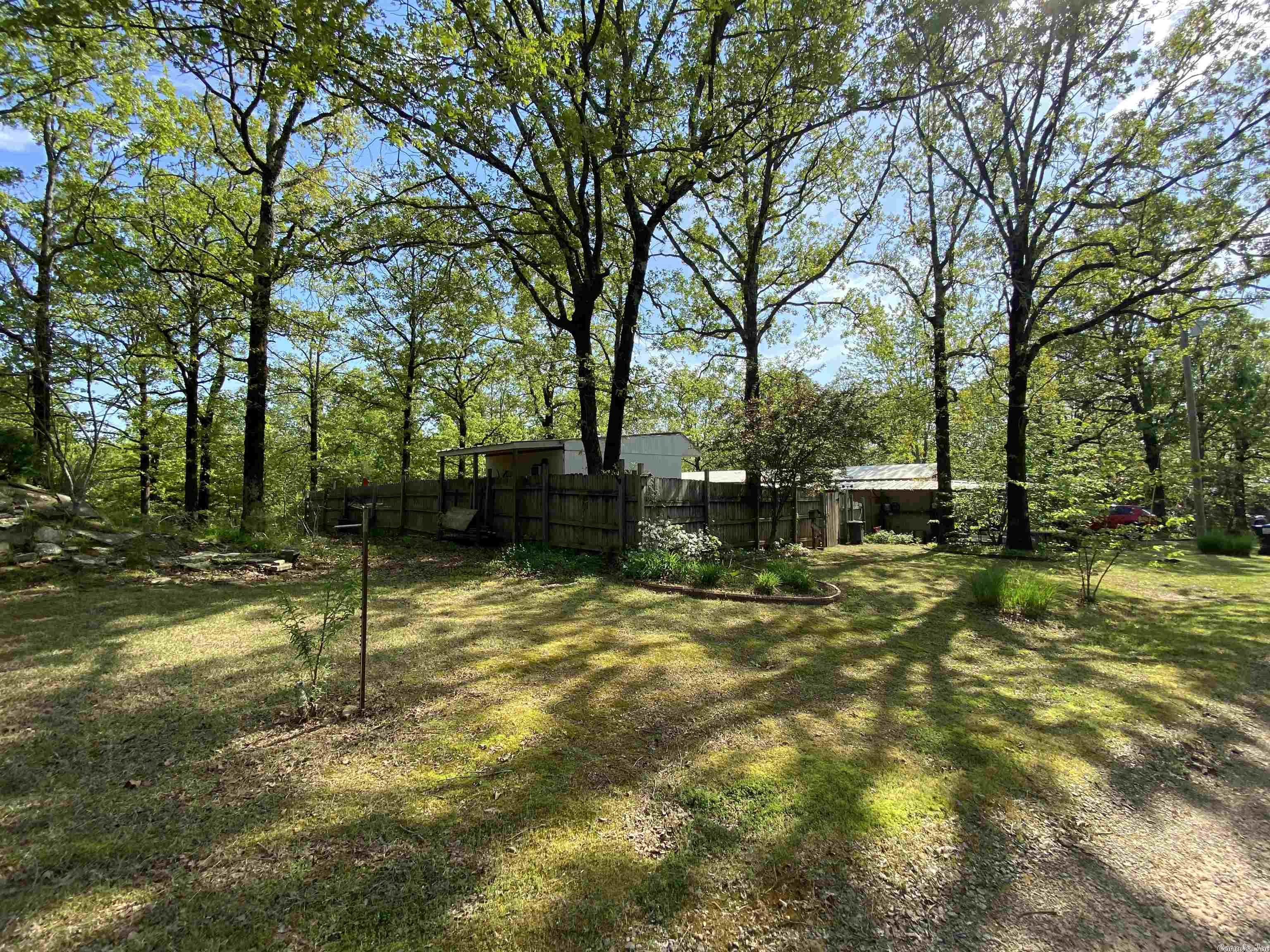 ROMANCE ACRES - Residential