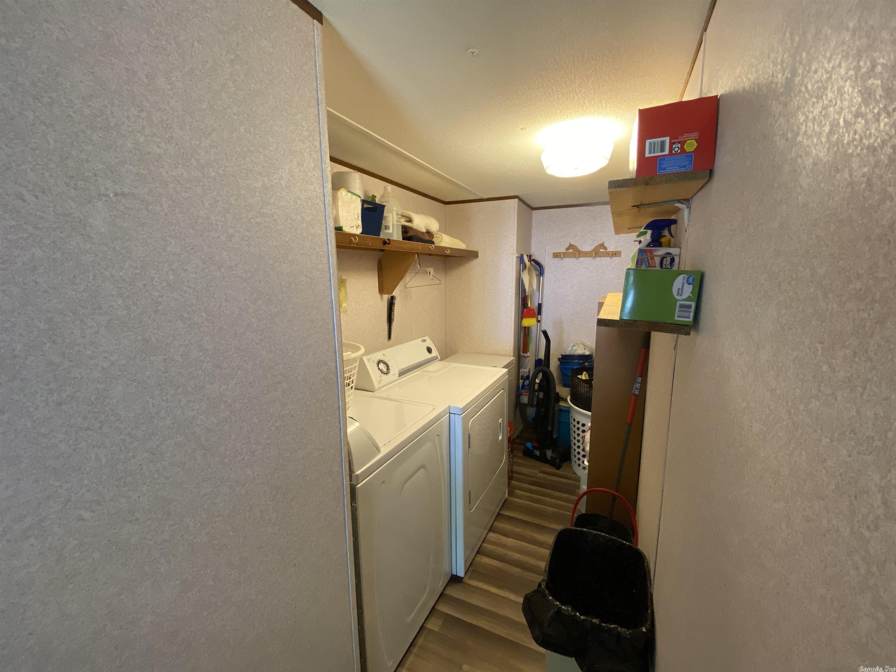 ROMANCE ACRES - Residential