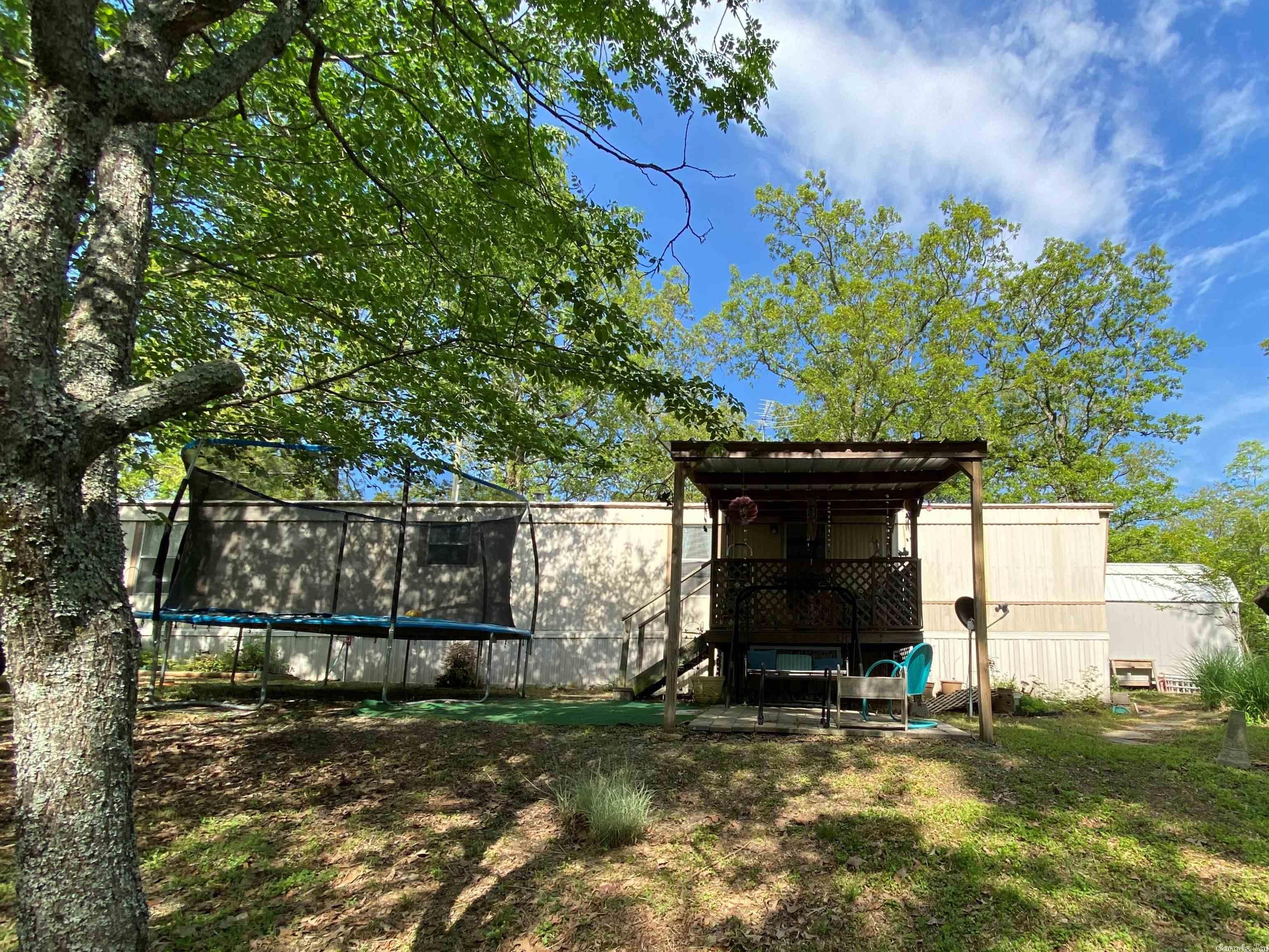 ROMANCE ACRES - Residential