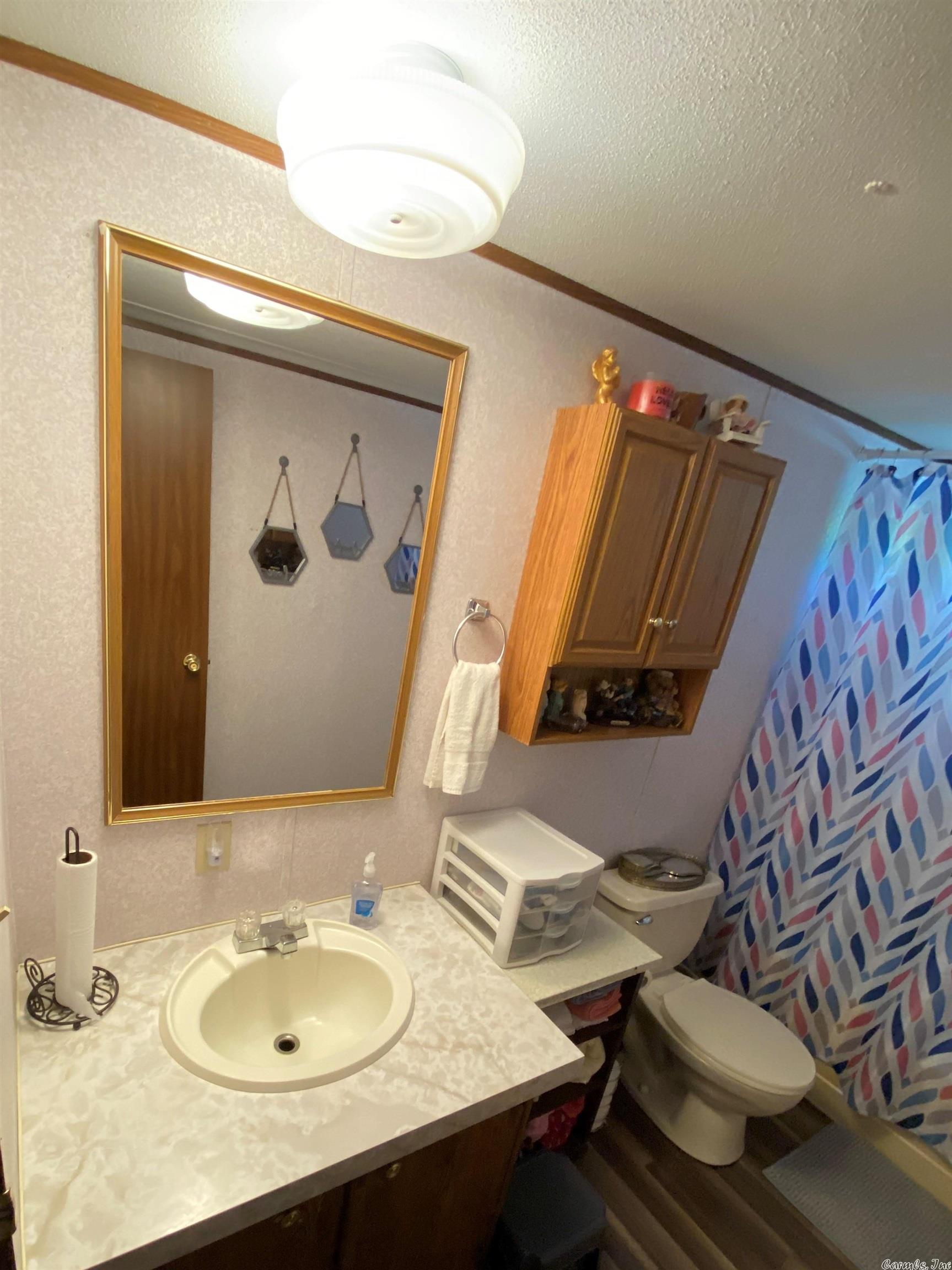 ROMANCE ACRES - Residential