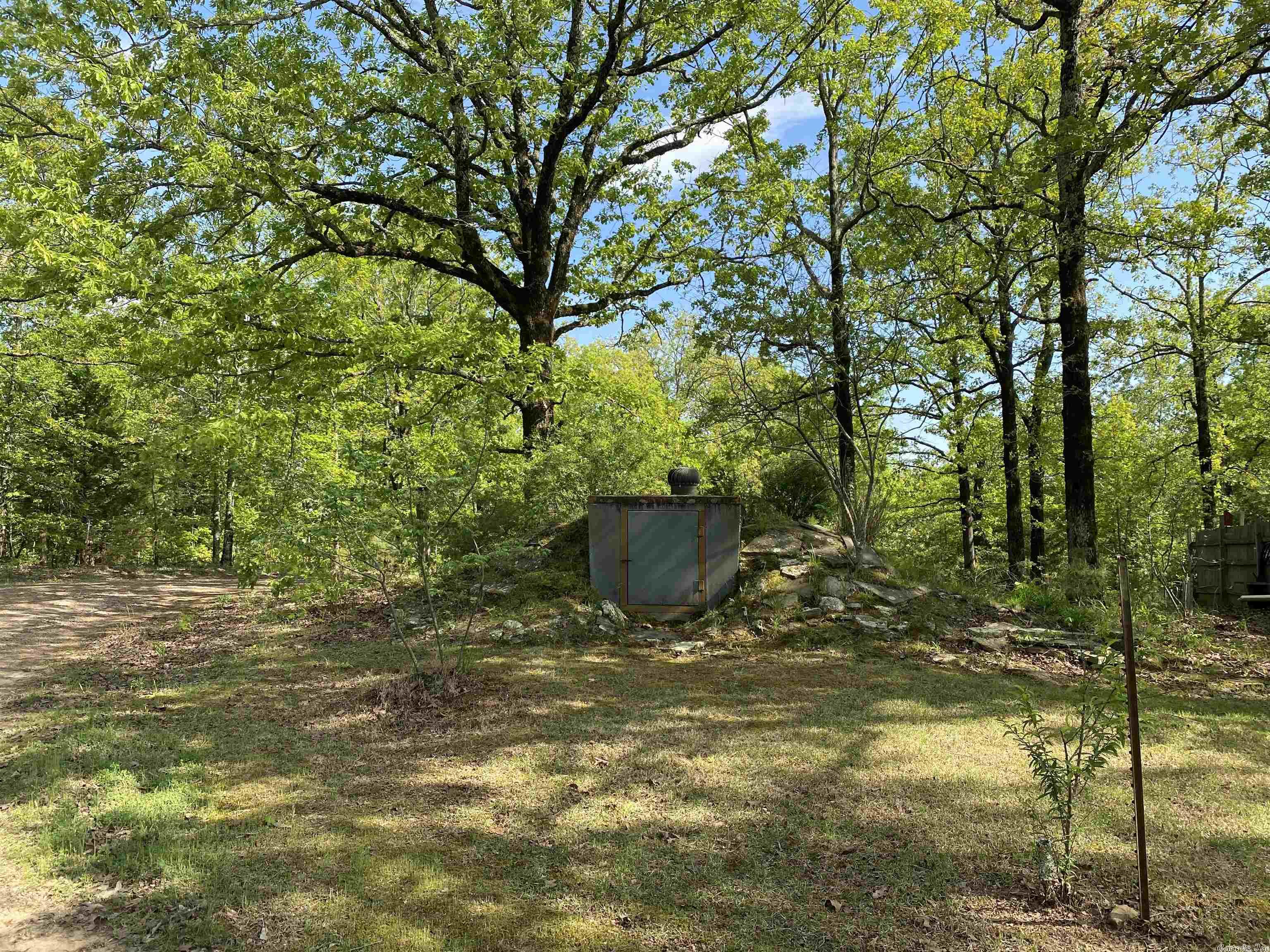 ROMANCE ACRES - Residential