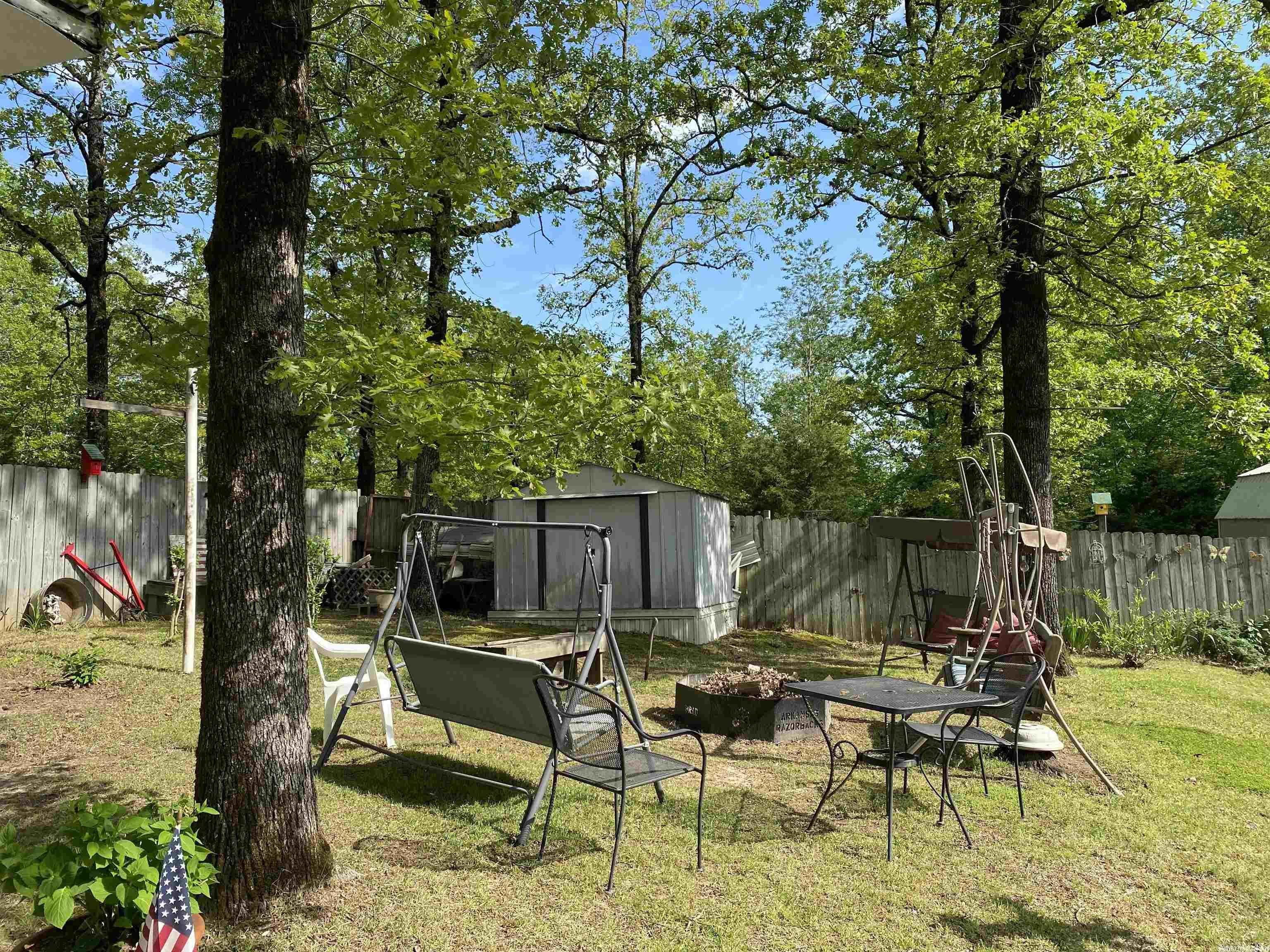 ROMANCE ACRES - Residential