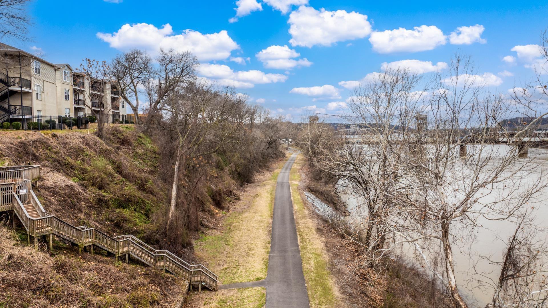 THE CLIFFS HPR - Residential