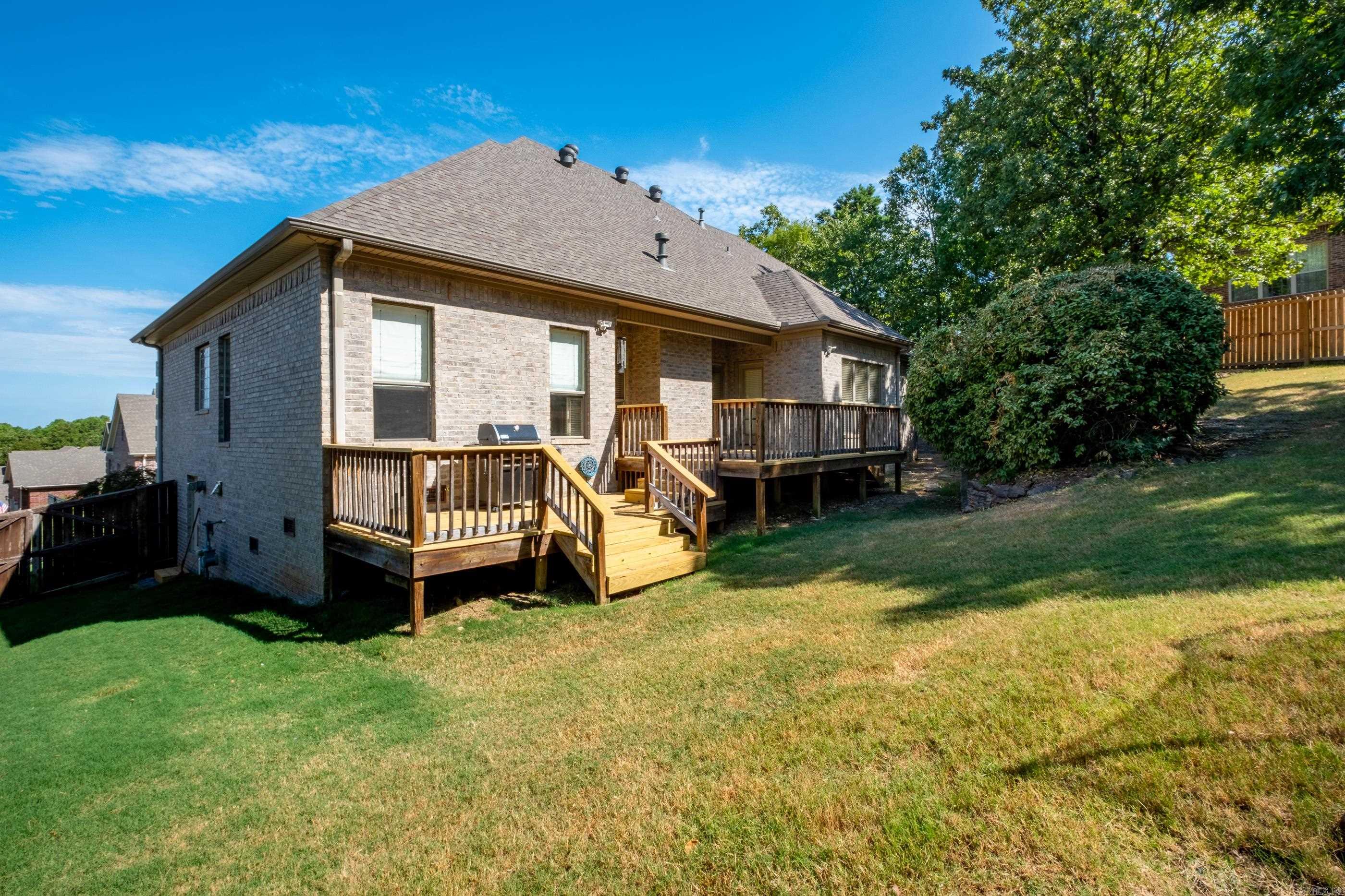 CHENAL VALLEY CHALLAIN PLACE - Residential