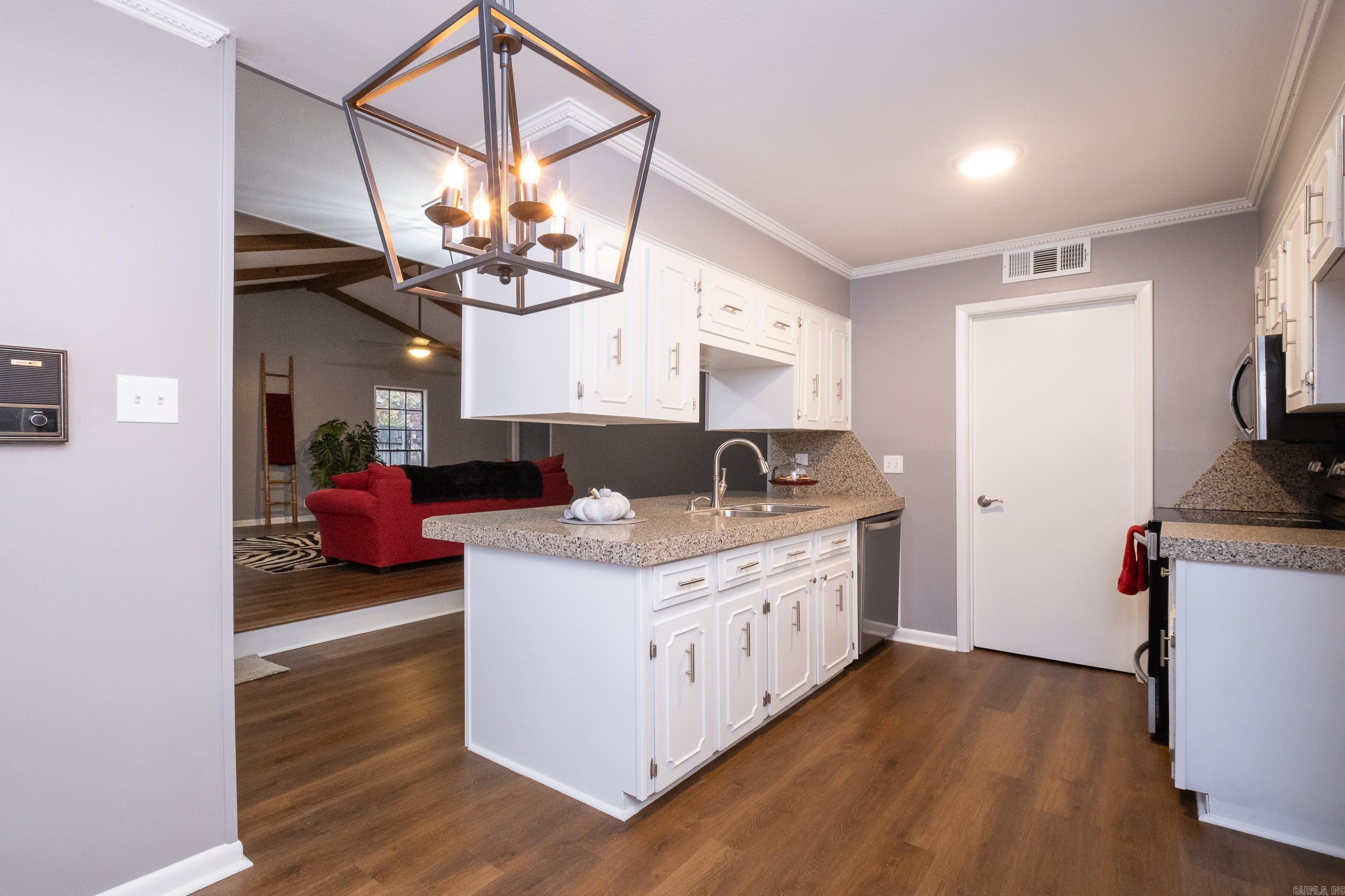 PLEASANT FOREST - Residential