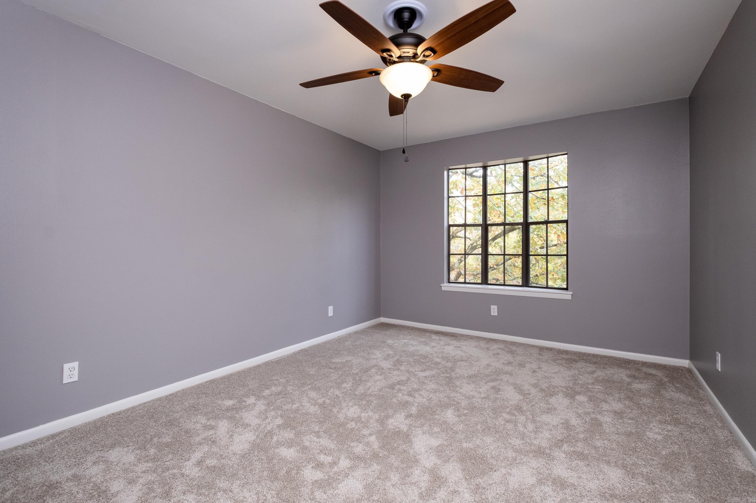 PLEASANT FOREST - Residential