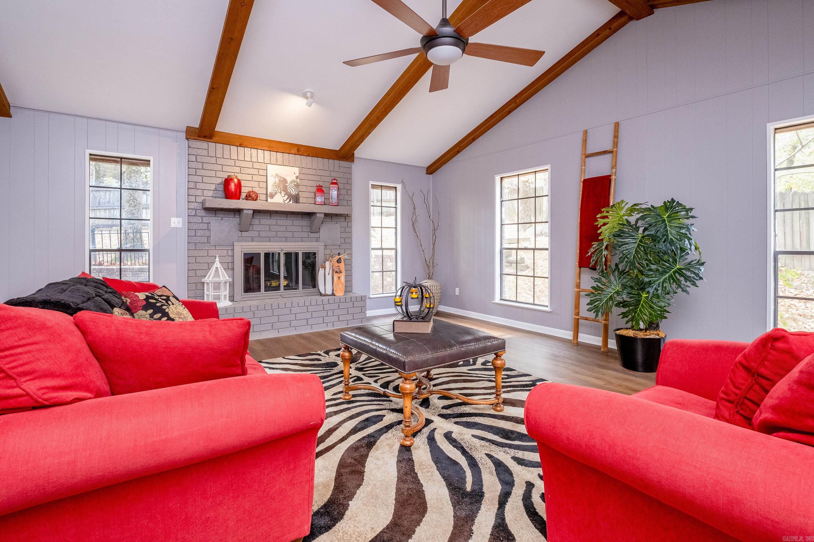 PLEASANT FOREST - Residential