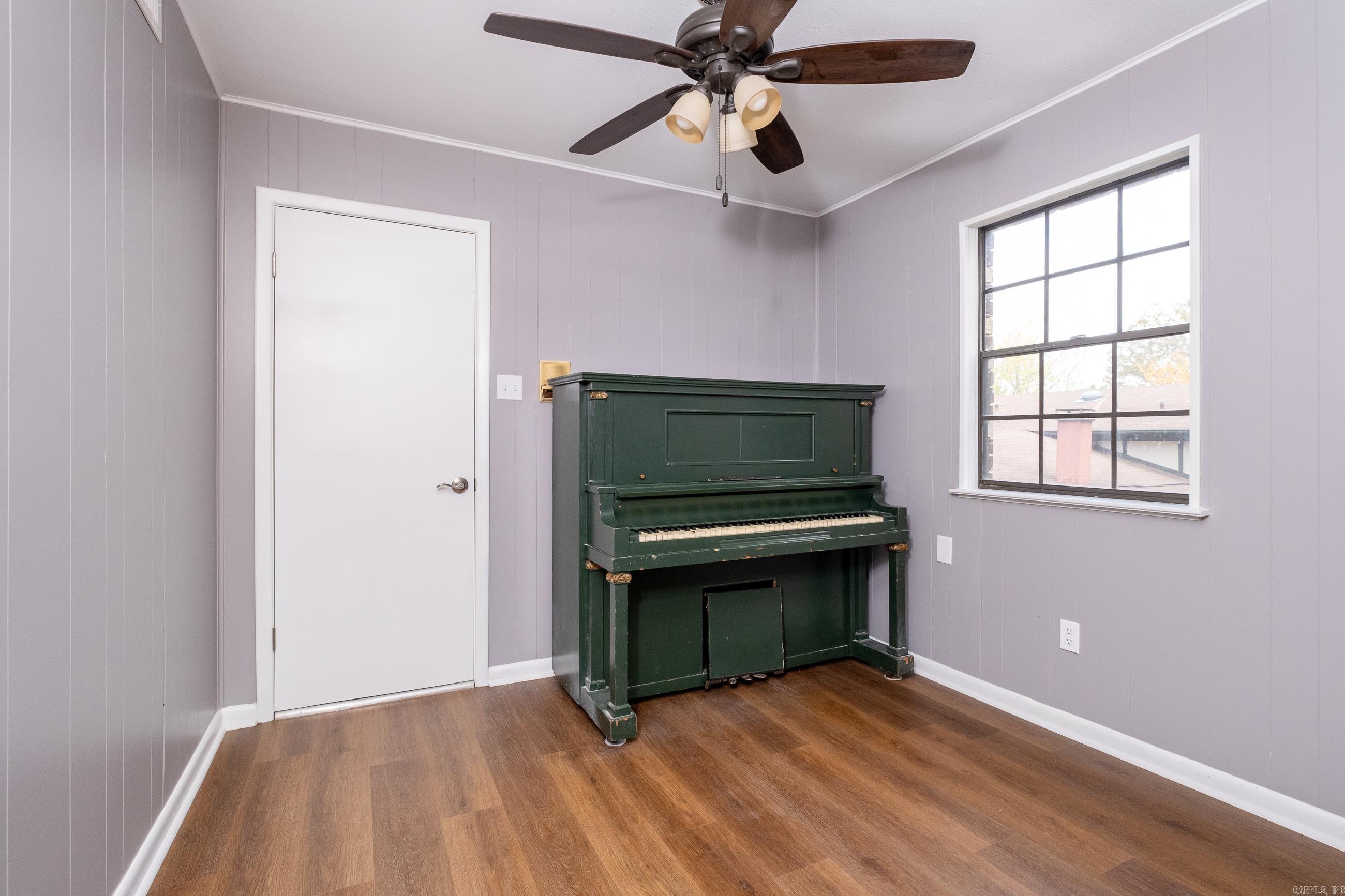 PLEASANT FOREST - Residential