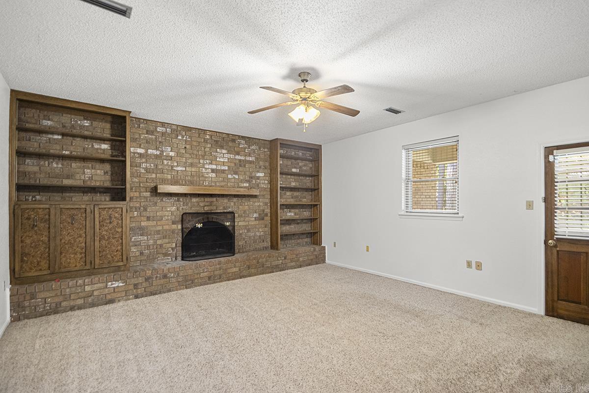 RIVERCLIFF - Residential