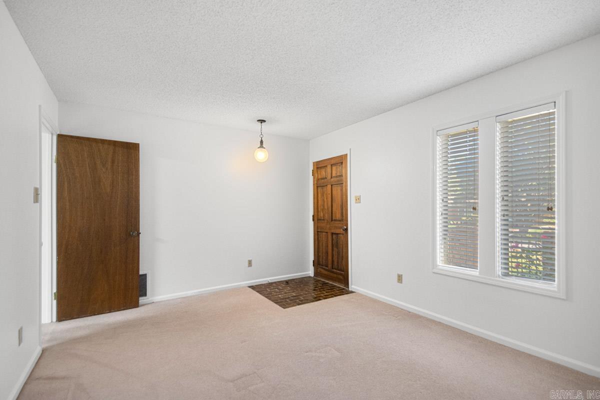 RIVERCLIFF - Residential