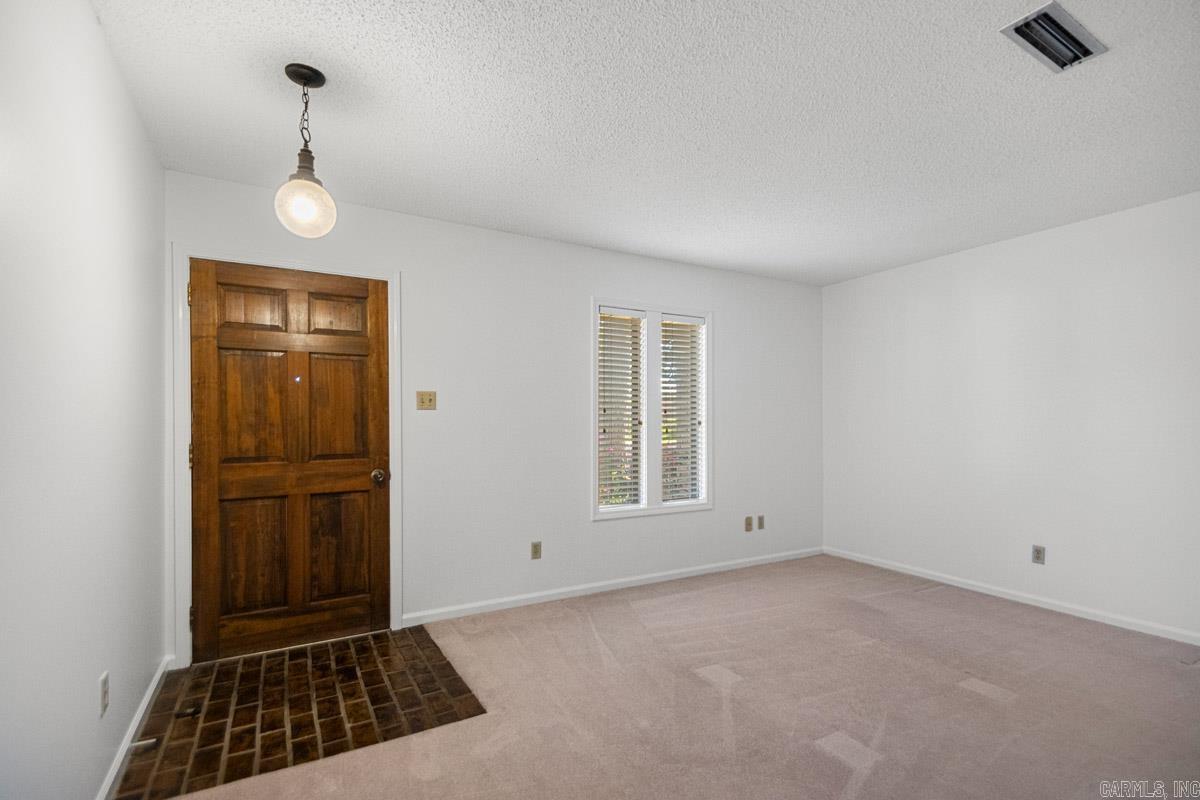 RIVERCLIFF - Residential