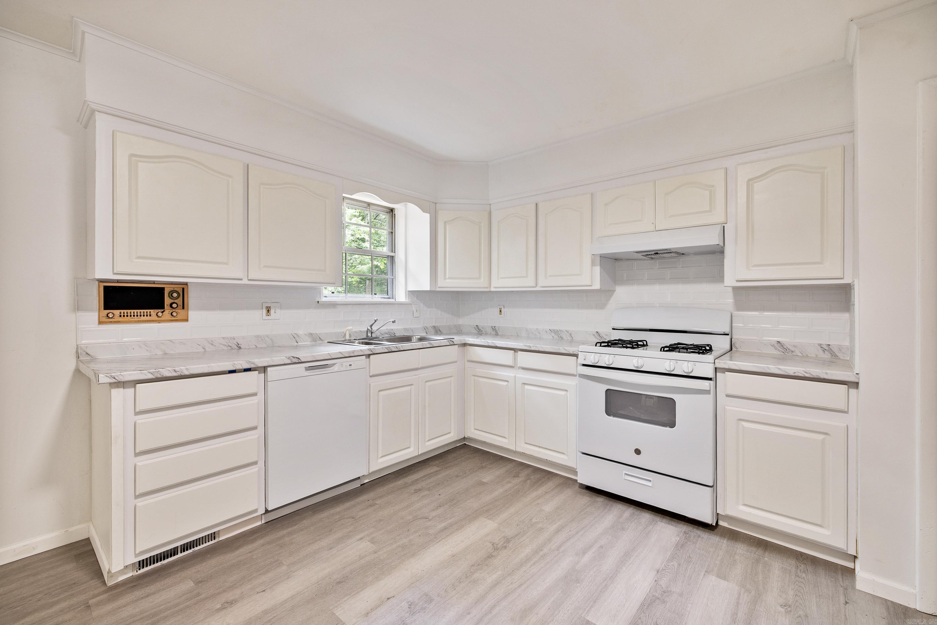 MARYTON PARK - Residential