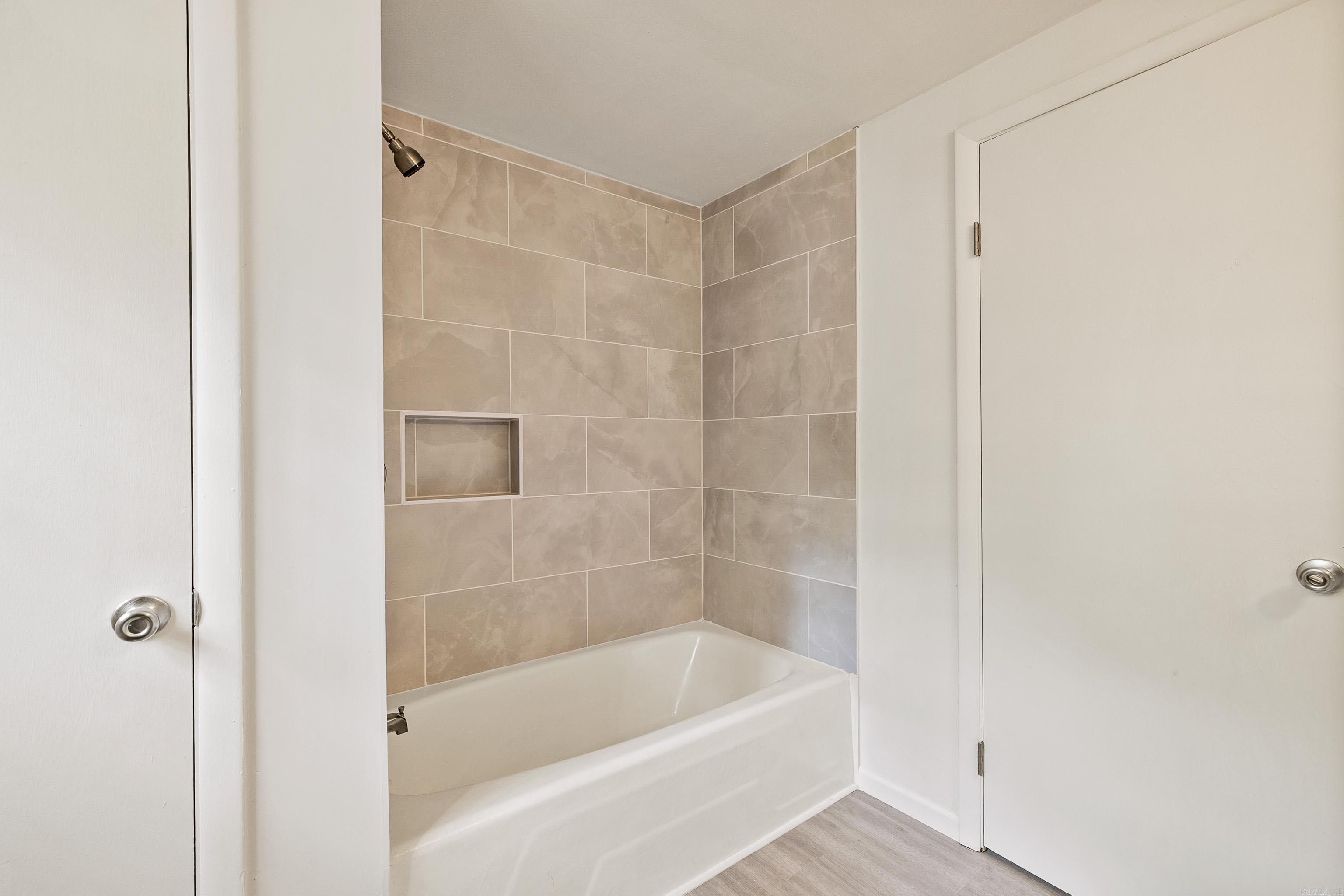 MARYTON PARK - Residential