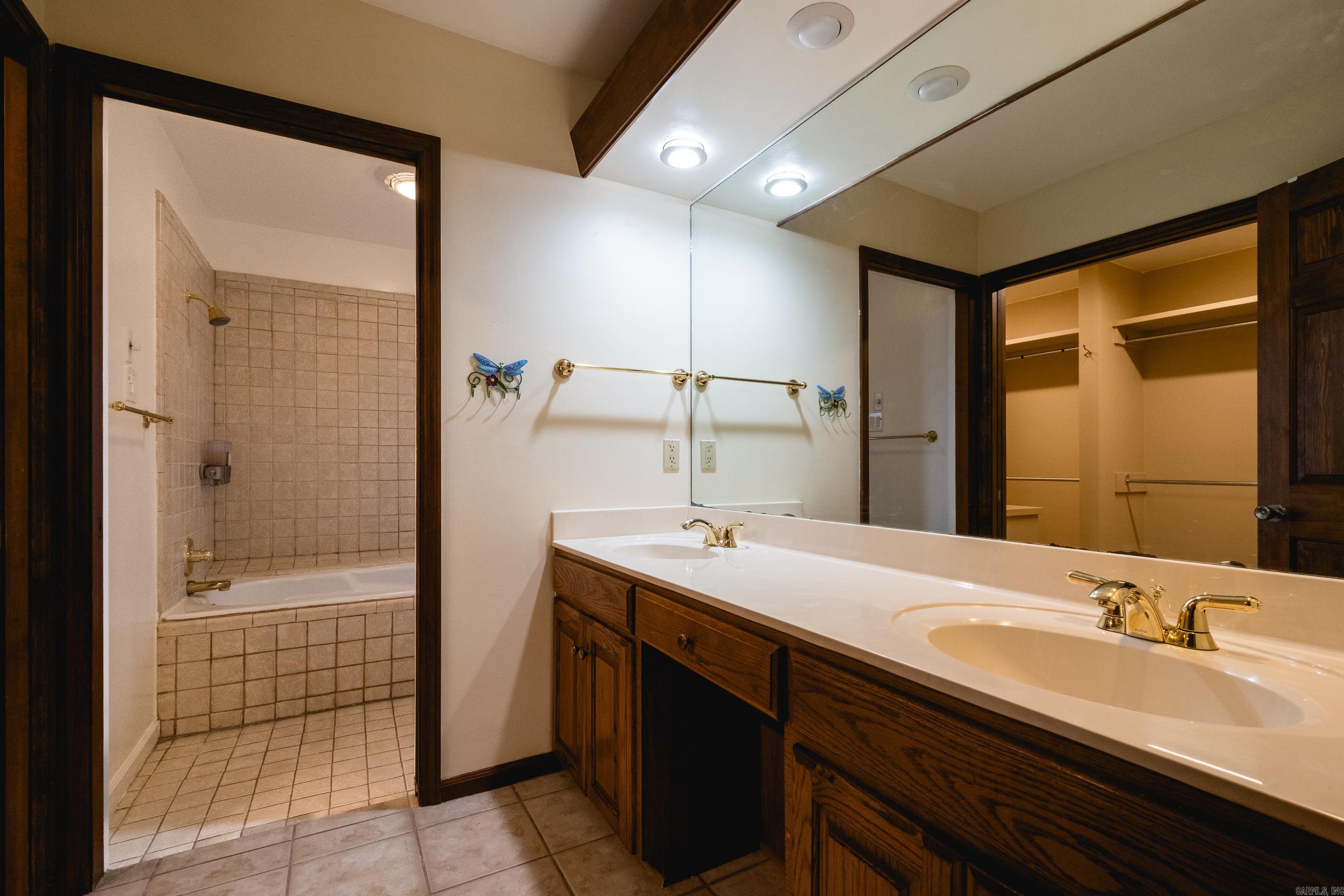 Longlea - Residential