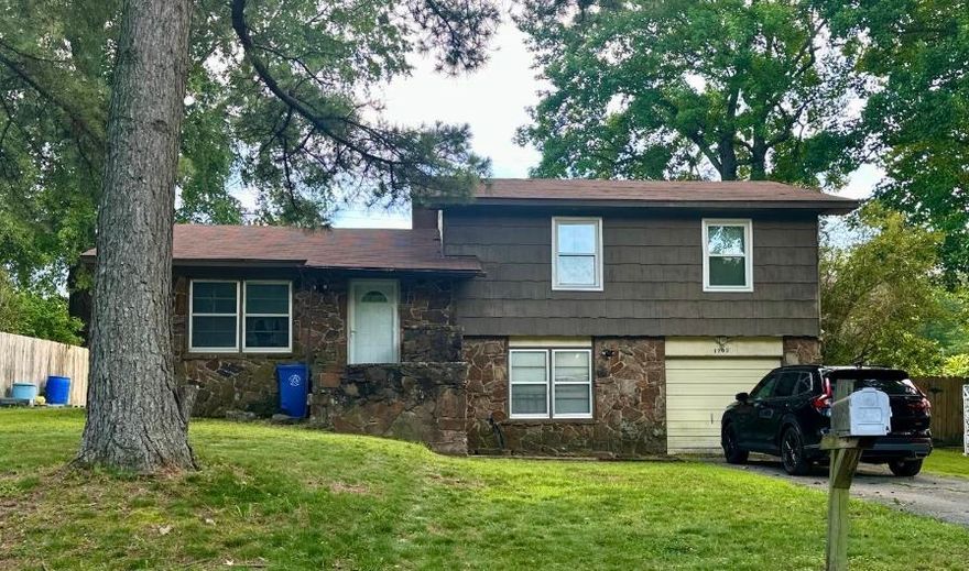 1,696sq ft. Baths: 3 Beds, 1.5 Baths, BONUS room. Split-level home, Solid structure & good bones. Cosmetic updates needed. Roof replaced 3 years ago. All upstairs windows replaced by Window World 4 years ago. HVAC works like a top (Rheem Unit). Large backyard & mature trees; Strong comps for renovated homes: $190K-$210K ARV. Great location off Matthews, schools, parks, & shopping. As-Is Price: $135,000 priced for quick close! Perfect for investors looking for a light to moderate rehab with strong upside. Bring your crew, add value, and profit!