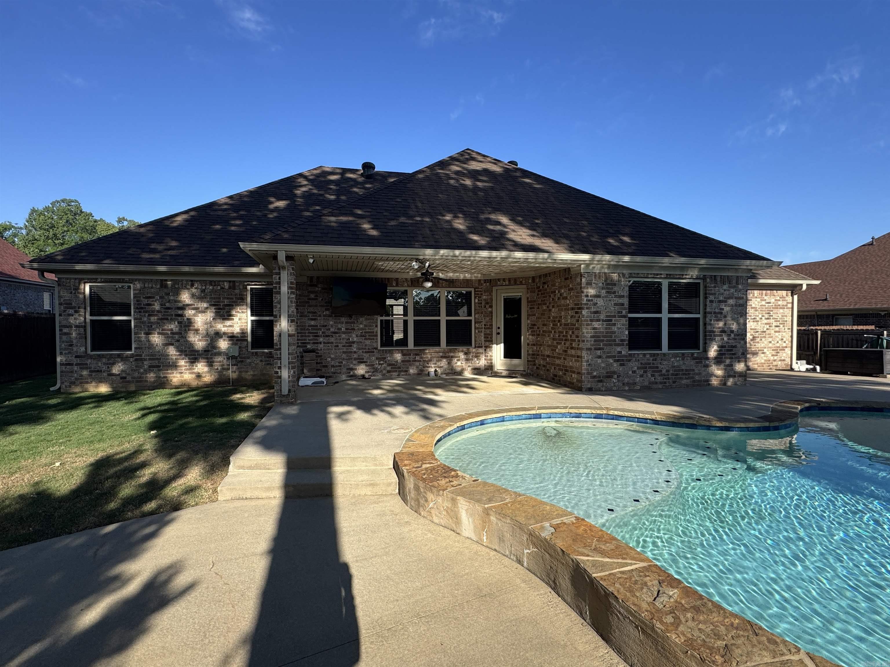 HICKORY HEIGHTS - Residential