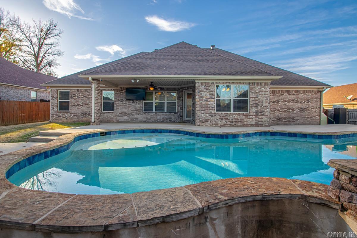 HICKORY HEIGHTS - Residential