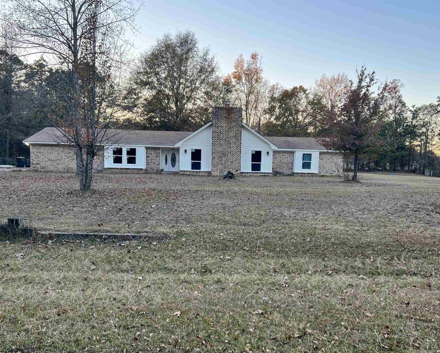 I'll be Home For Christmas!!!     One level home in a highly desirable subdivision of Oaklawn Estates, This totally remodeled home with all new appliance, in a amazing eat in kitchen, with granite tops, that opens up to separate dinning room, huge windows with lots of natural light,  3 nice size bedroom, 2 full bath, Great Living room space with a fireplace,    two car garage, large laundry room / pantry.  Large storge shed in back.   Plenty of outdoor space for social and family gathering and entertainment .  Call for your showing today  !!!